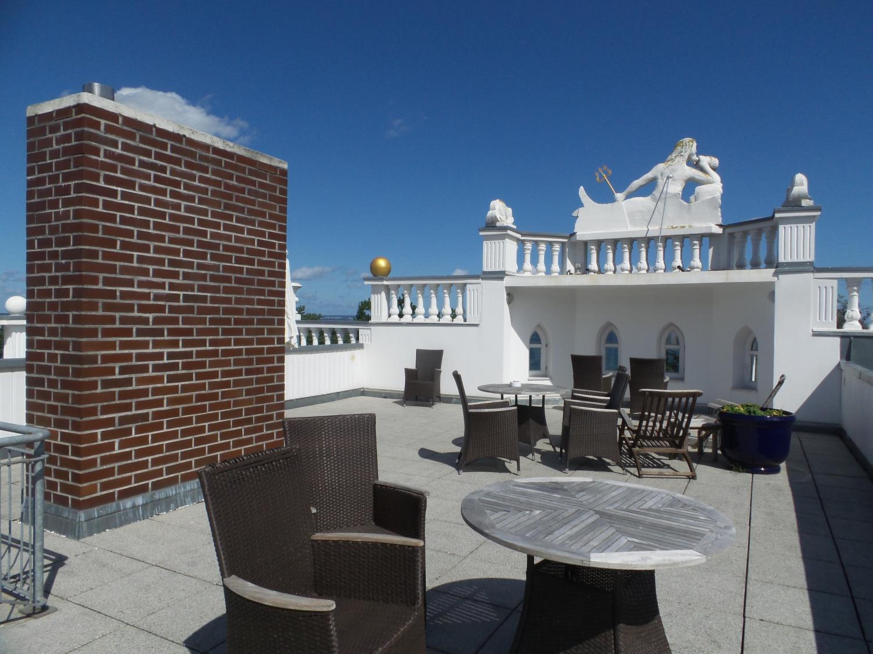 FeWo direkt am Strand mit Meerblick, Villa Sirene, Binz