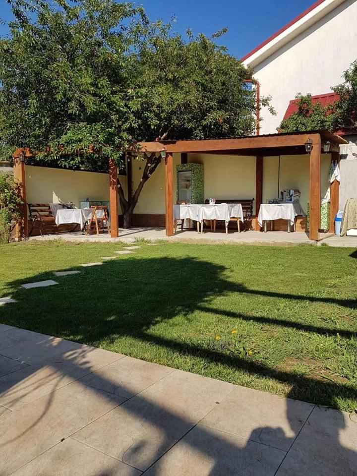 Vila Ella