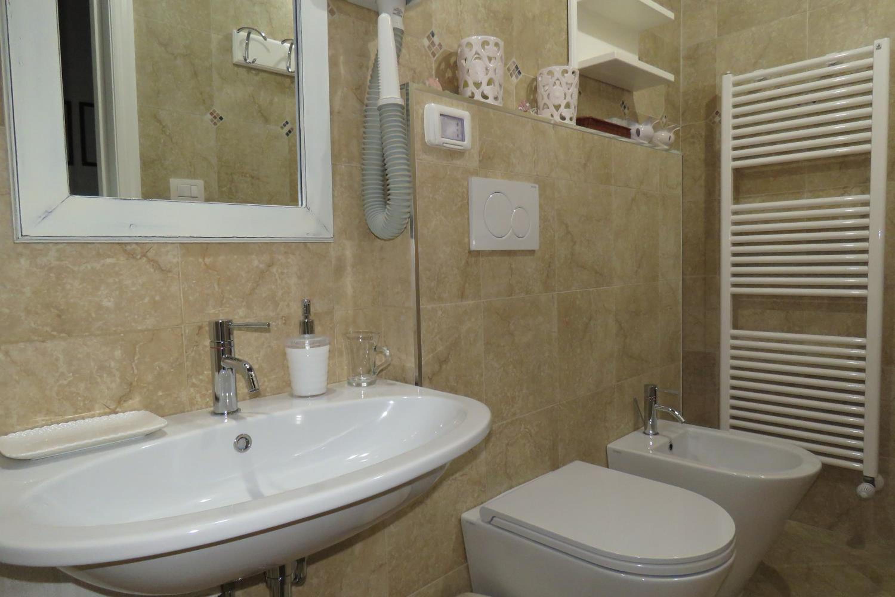 Palazzo De Tomasi B&B