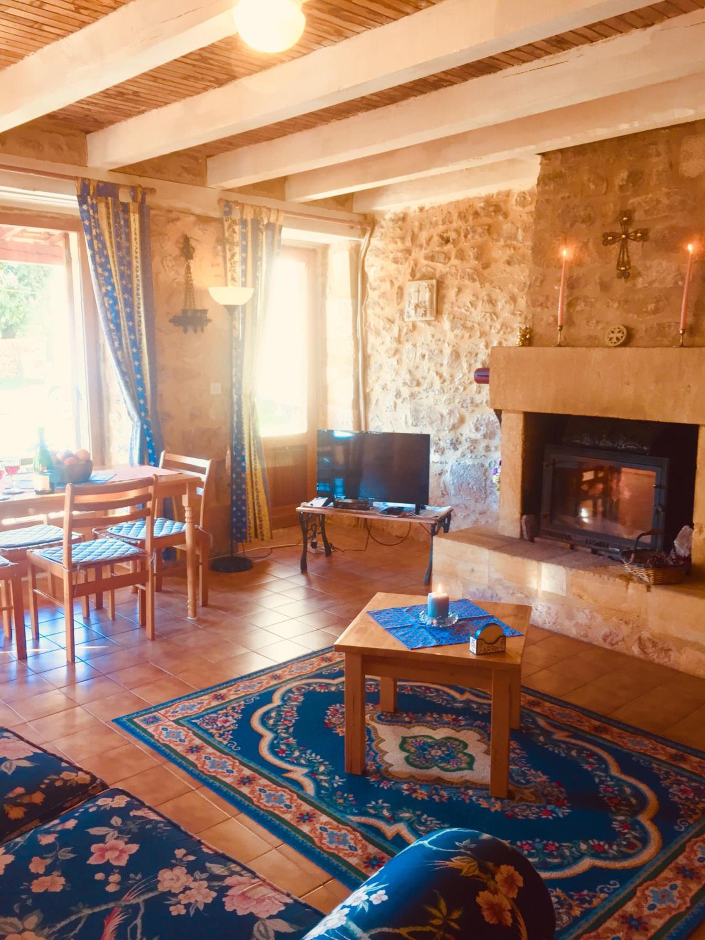 Maison de Montfort view 4