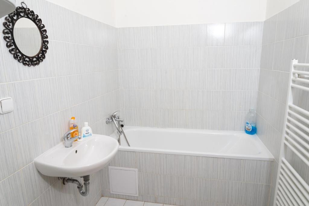 Hotel Praha Club bed & breakfast