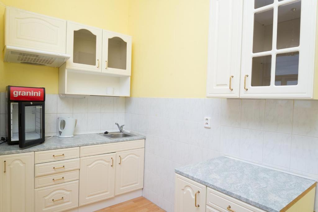Hotel Praha Club bed & breakfast