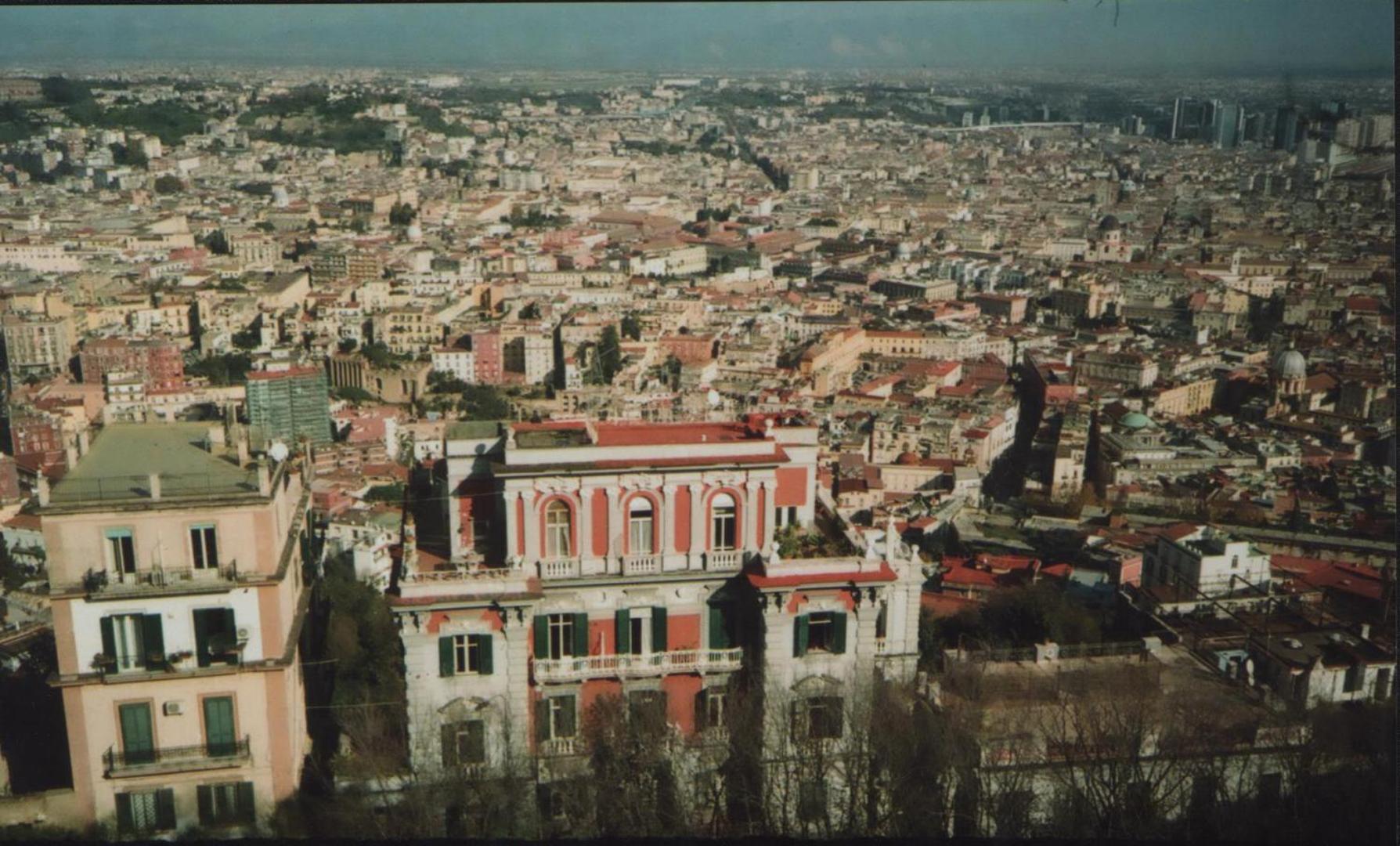 L'Atelier Vedi Napoli ai tuoi piedi