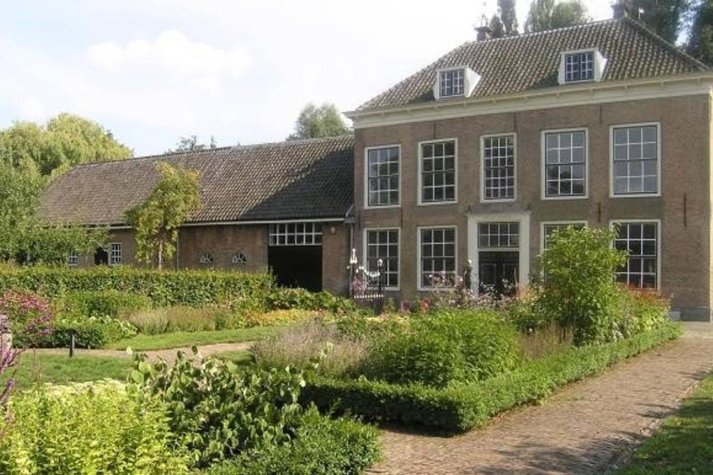 Photo 42