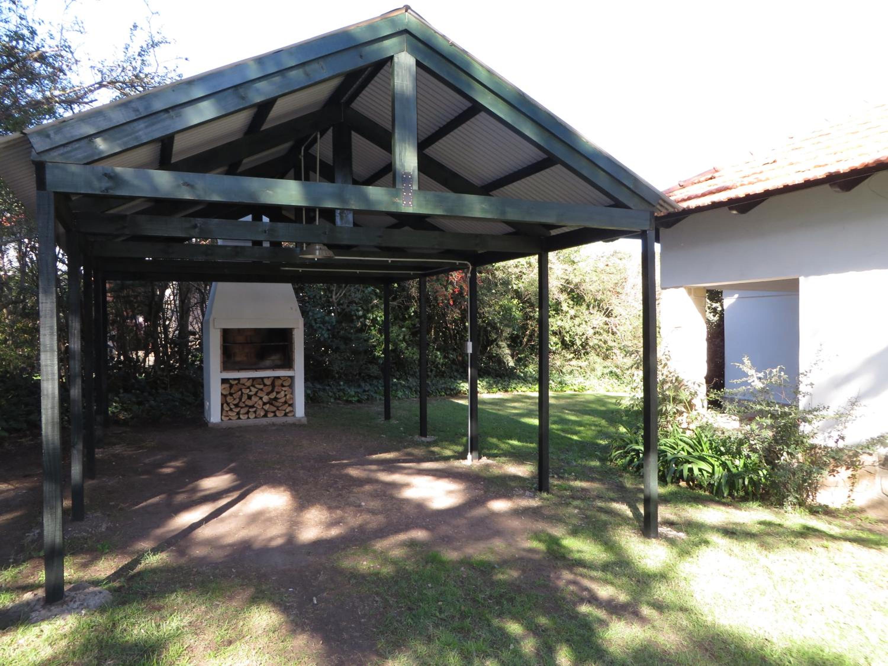 Acacias Country Club