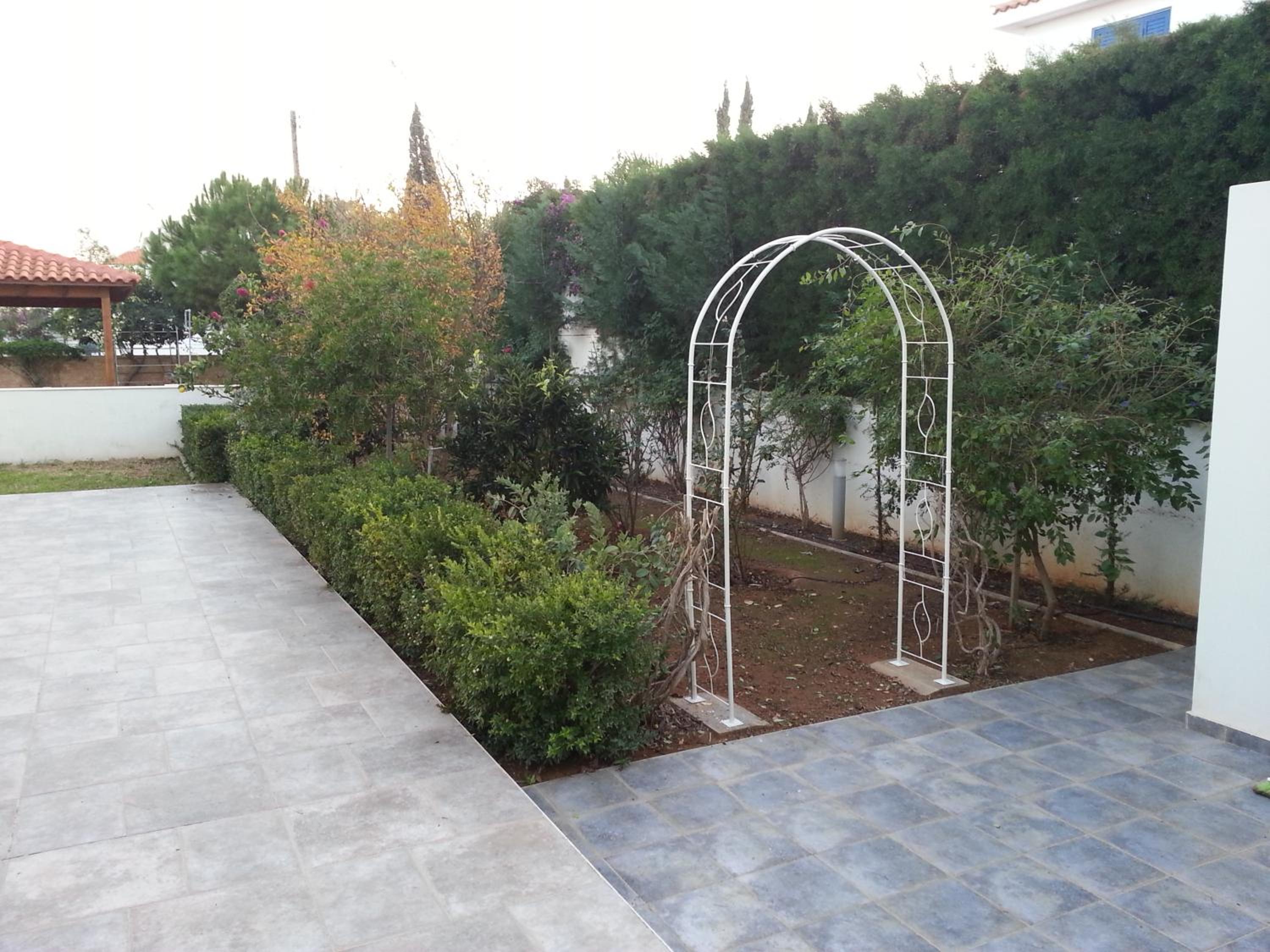 FAMILY HOME view 4