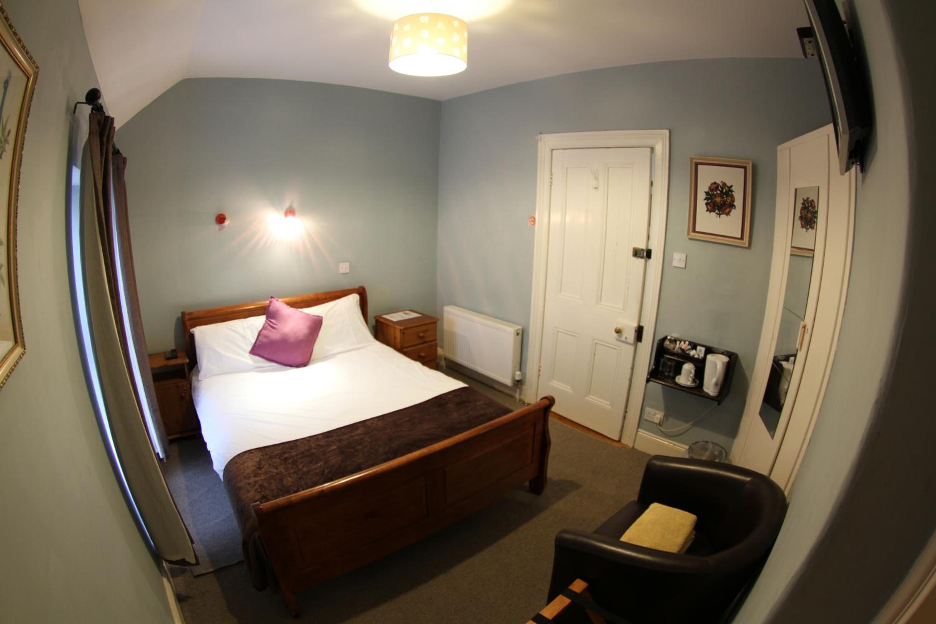 Rolling Wave Guesthouse