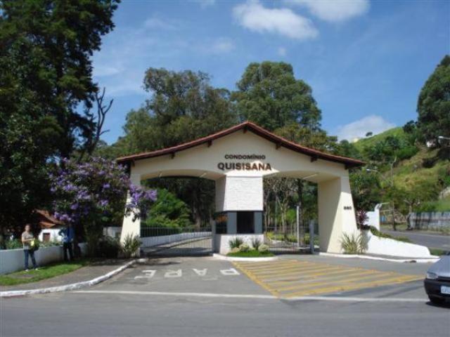 Apts no Condominio Quisisana