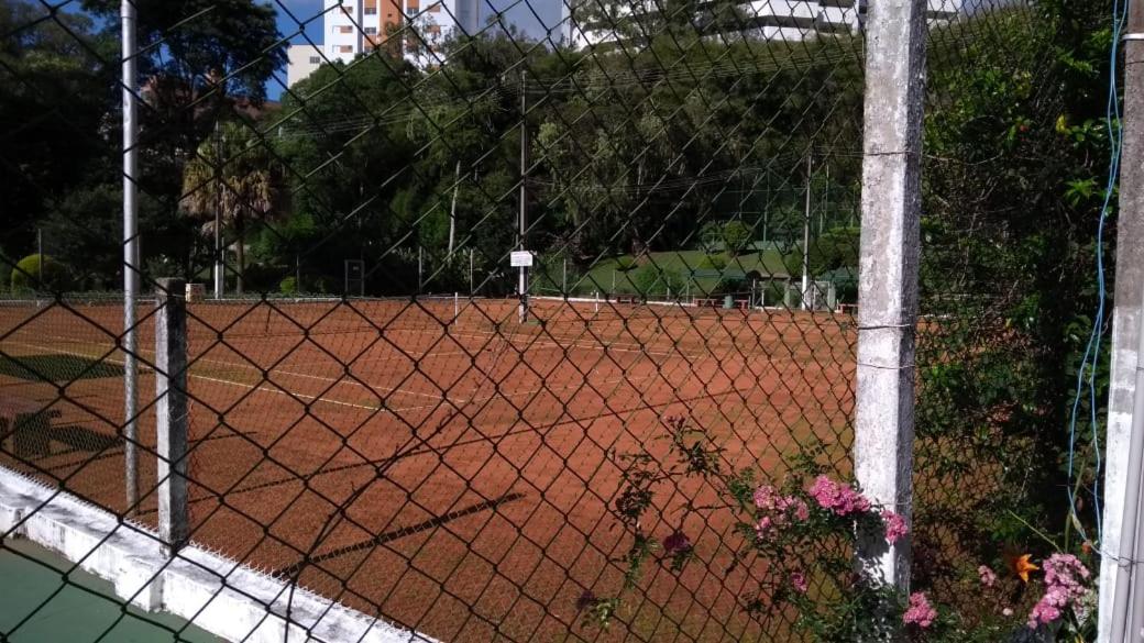 Apts no Condominio Quisisana