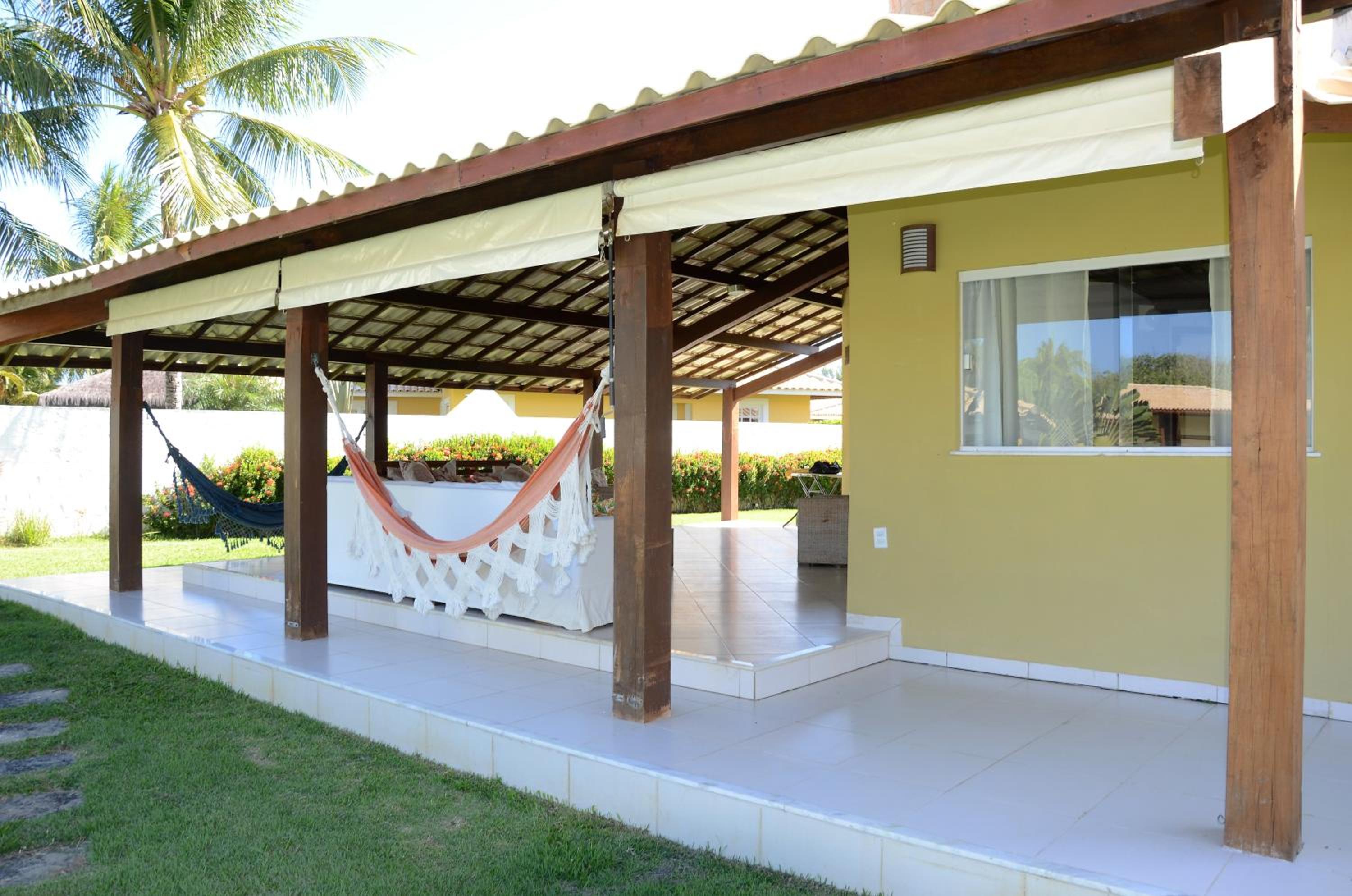 LINDA CASA 4 QUARTOS CONDOMÍNIO PARQUE INTERLAGOS