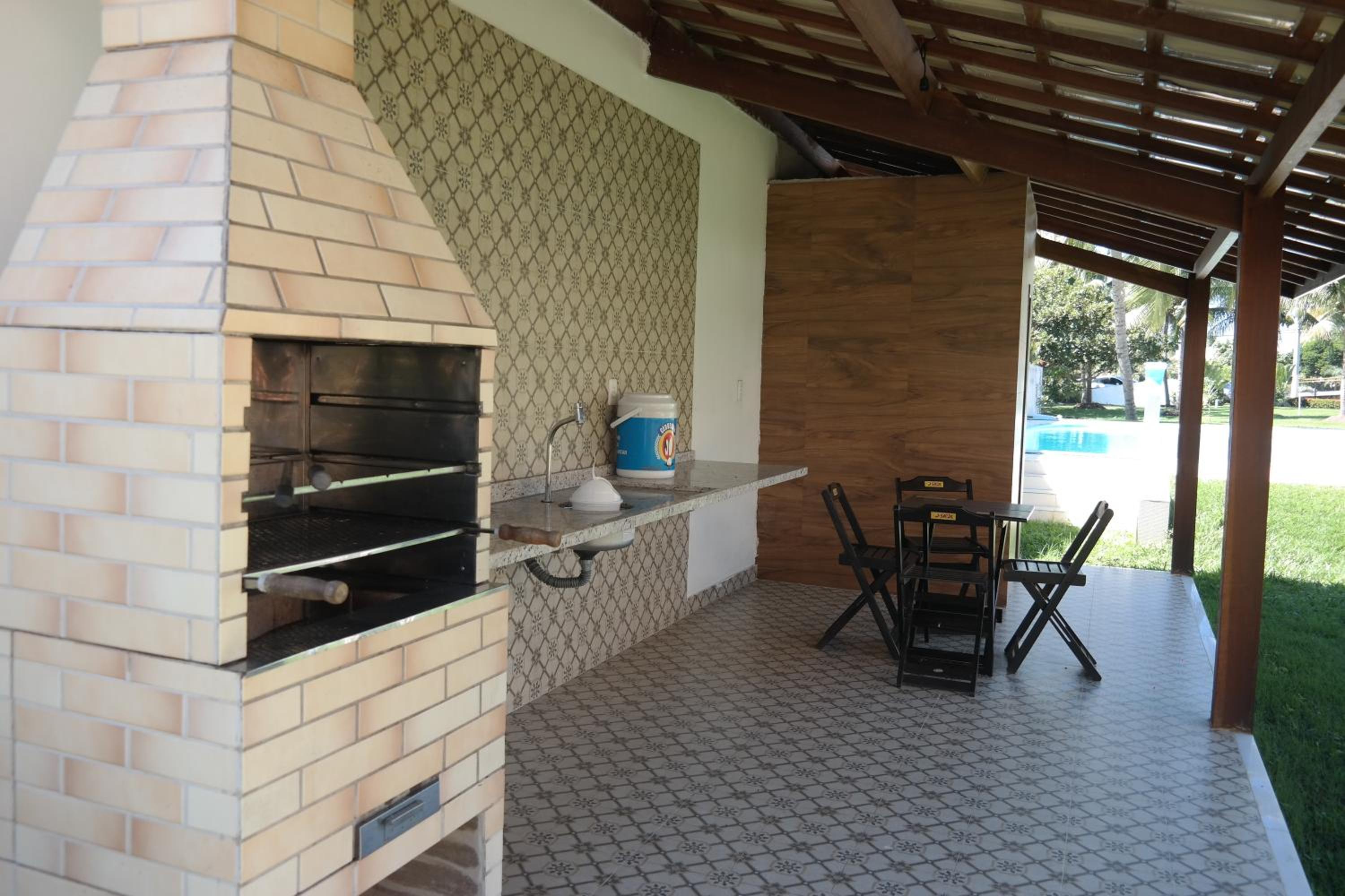 LINDA CASA 4 QUARTOS CONDOMÍNIO PARQUE INTERLAGOS
