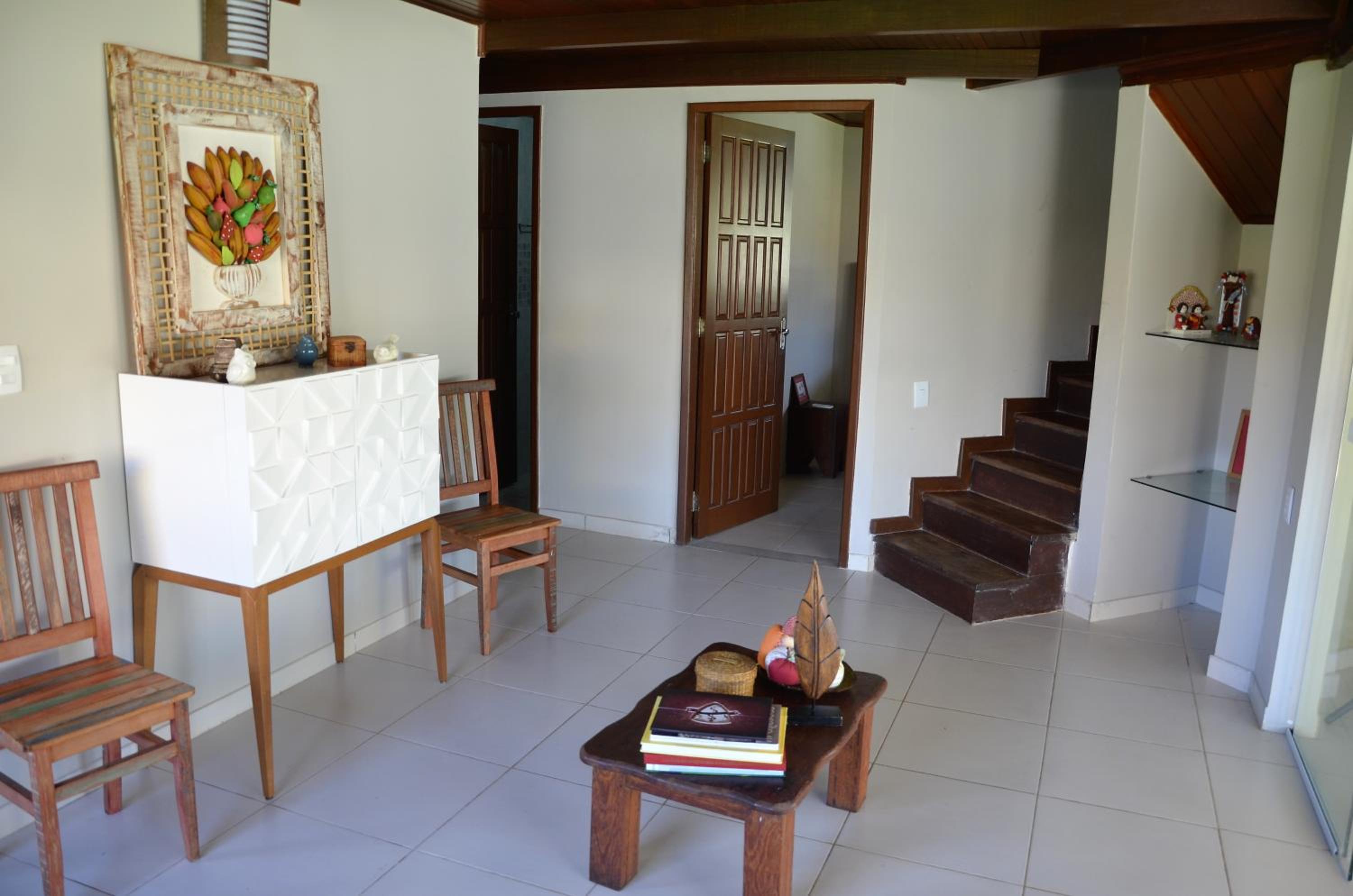 LINDA CASA 4 QUARTOS CONDOMÍNIO PARQUE INTERLAGOS