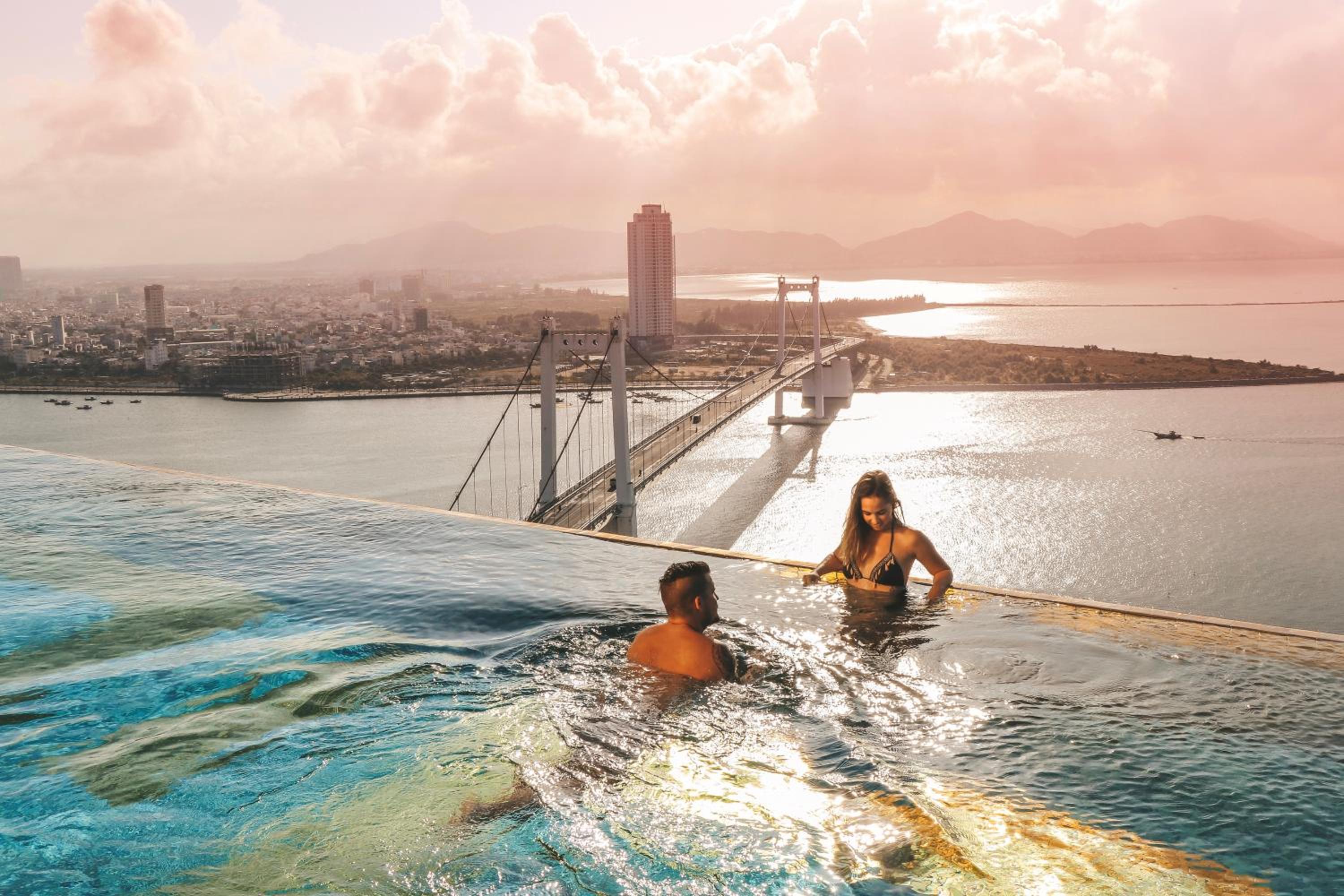 Wyndham Danang Golden Bay 1
