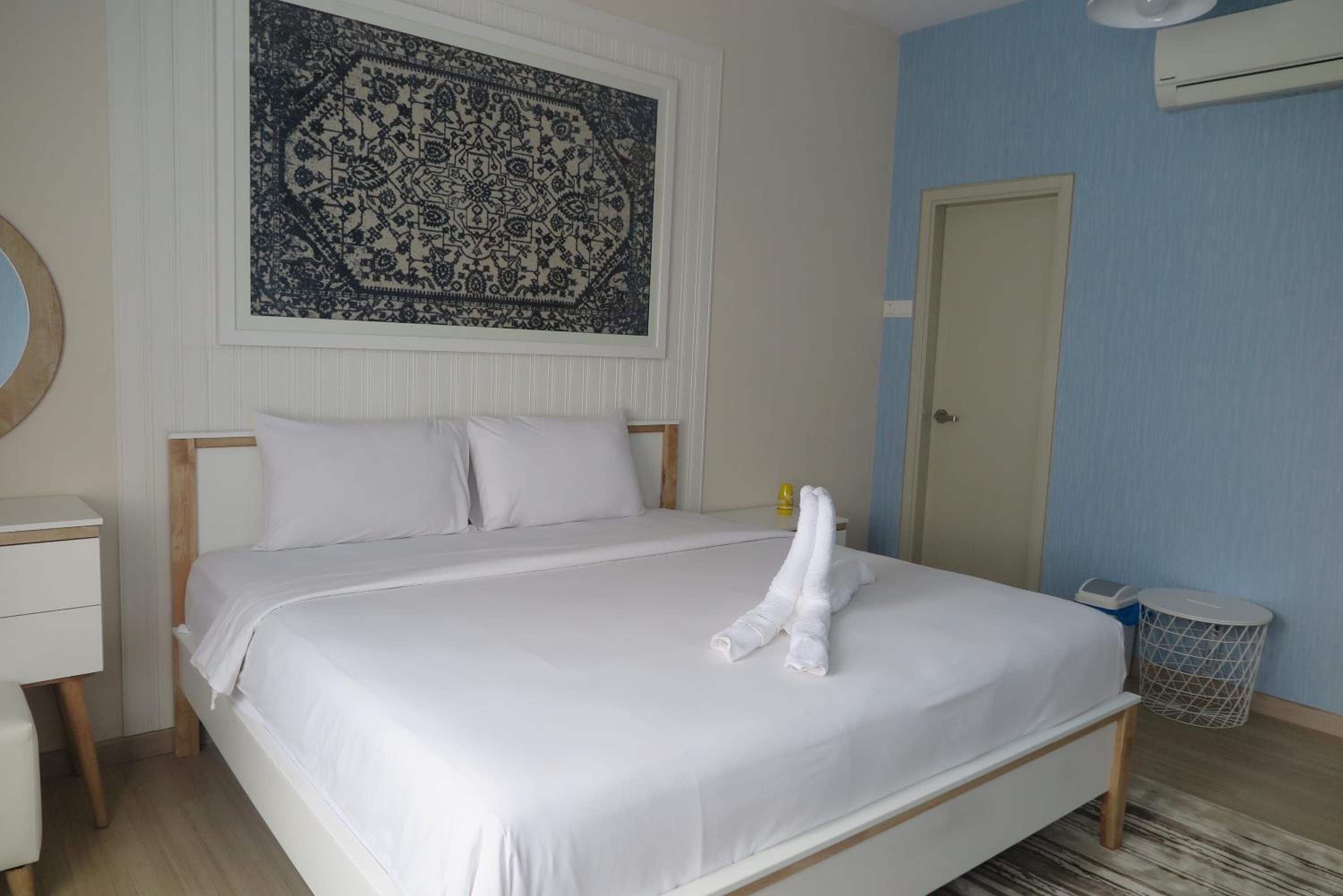 1 BEDROOM TTDI ADINA SEK 13 SHAH ALAM photo 2