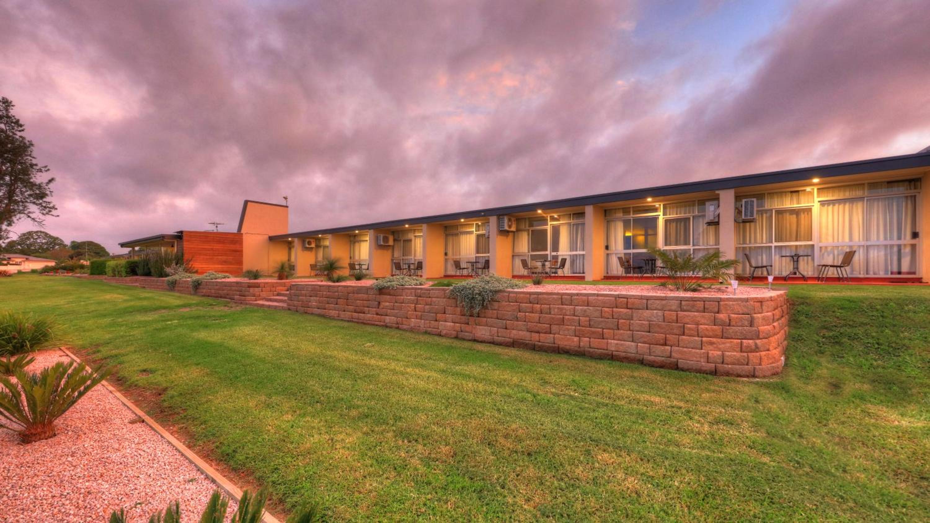 Atherton Motel