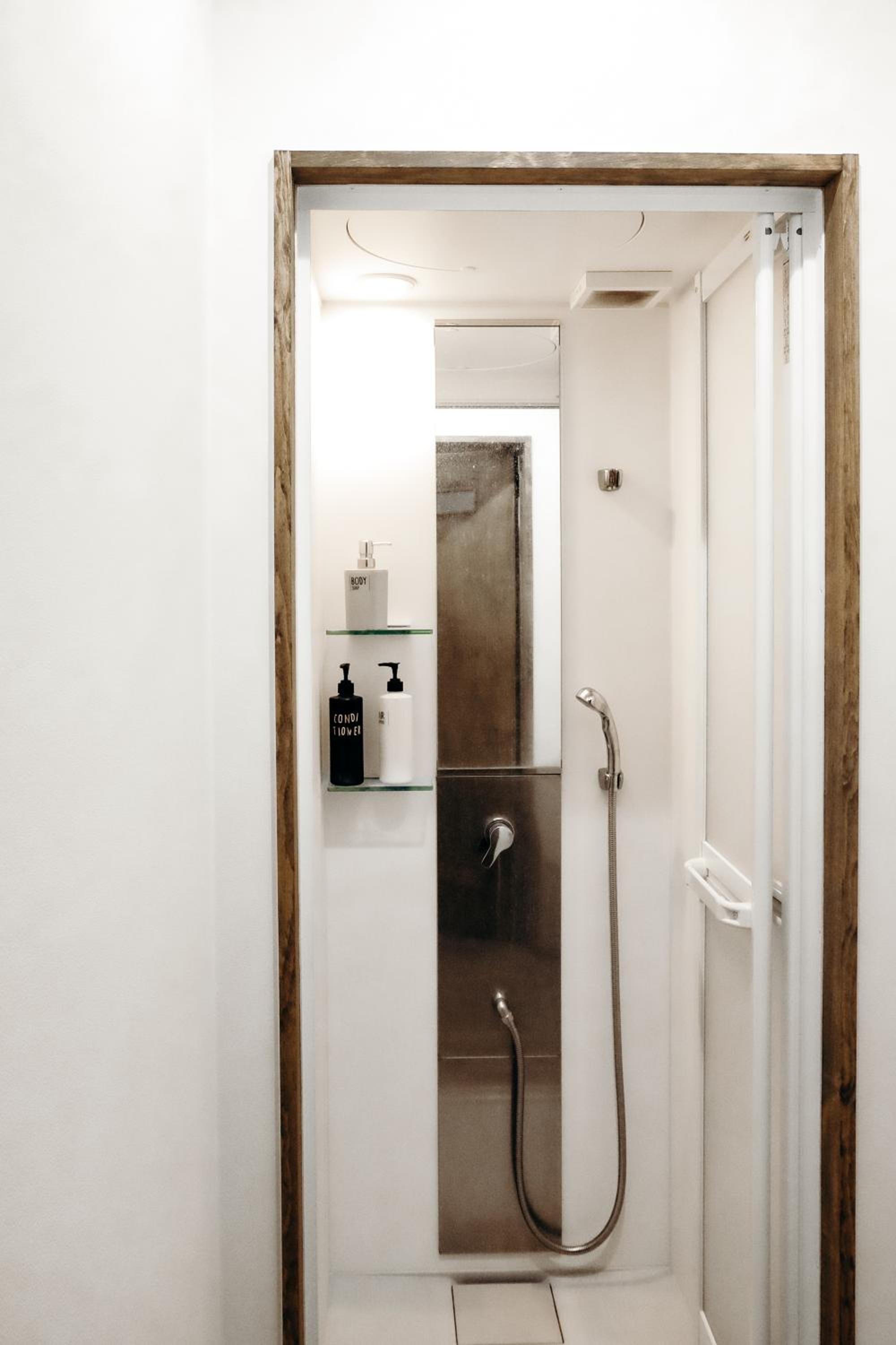 Photo 23