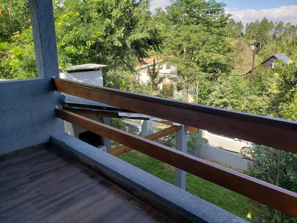 Casa 2 Dormitorios 3 baños a mt del rio excelente entorno natural