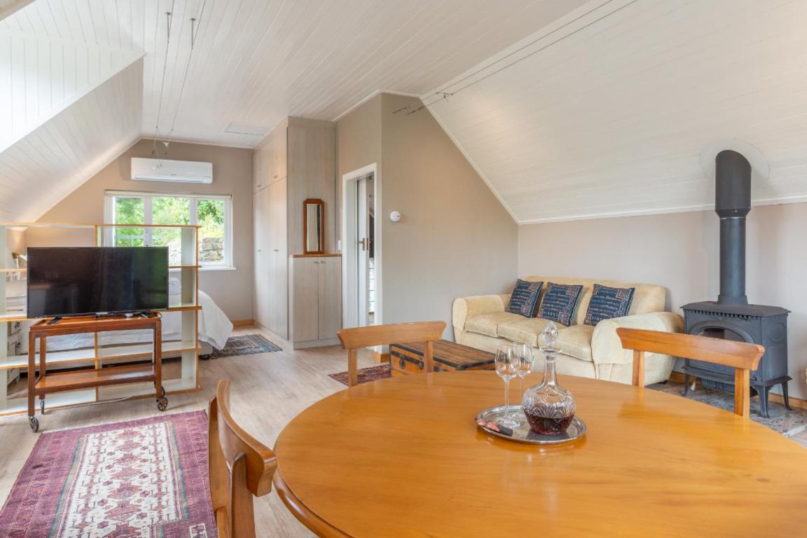 The Coach House at Hillwood view 3
