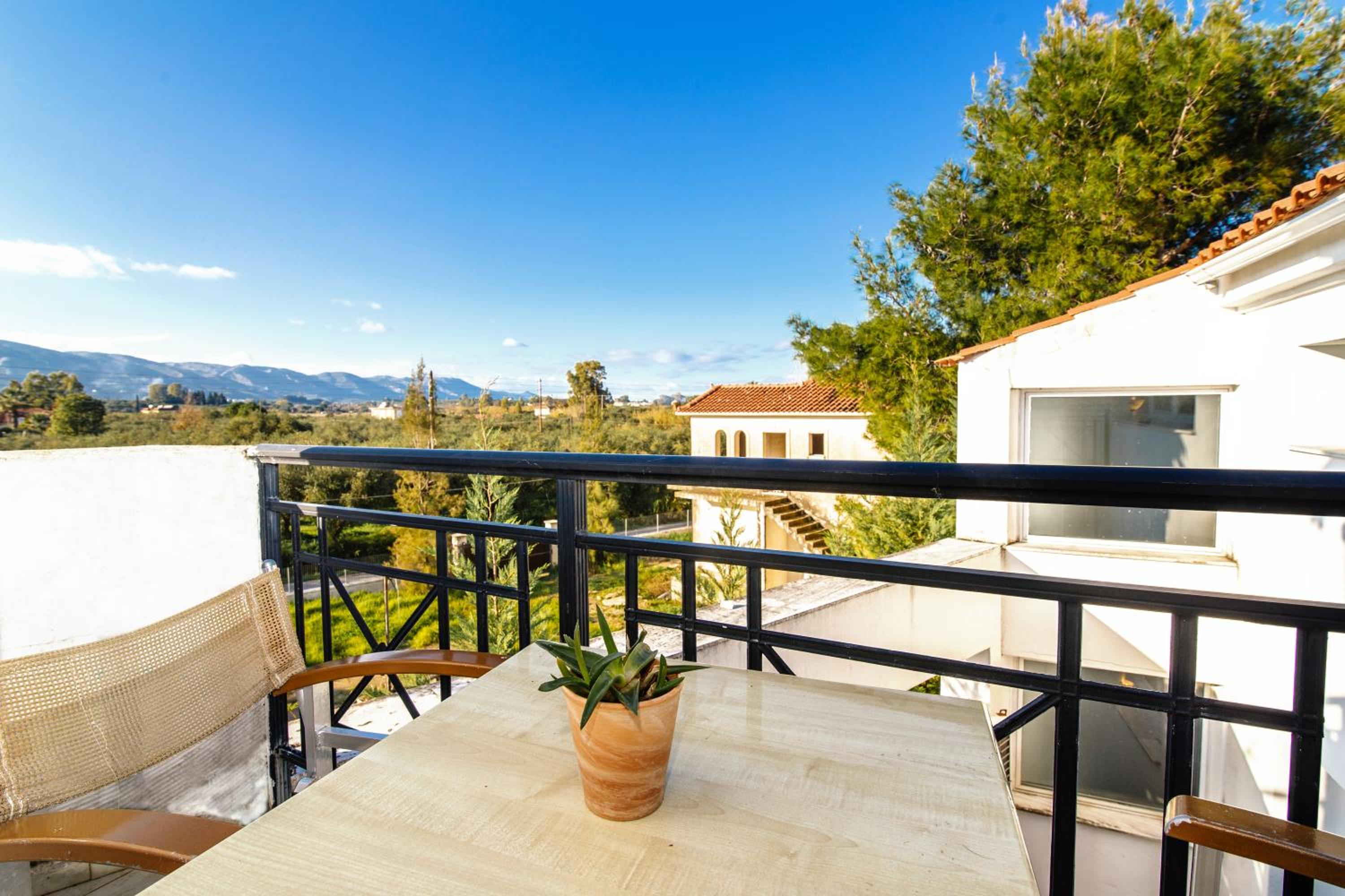 Laganas Vacations - Hotel Aura - Property Image 2