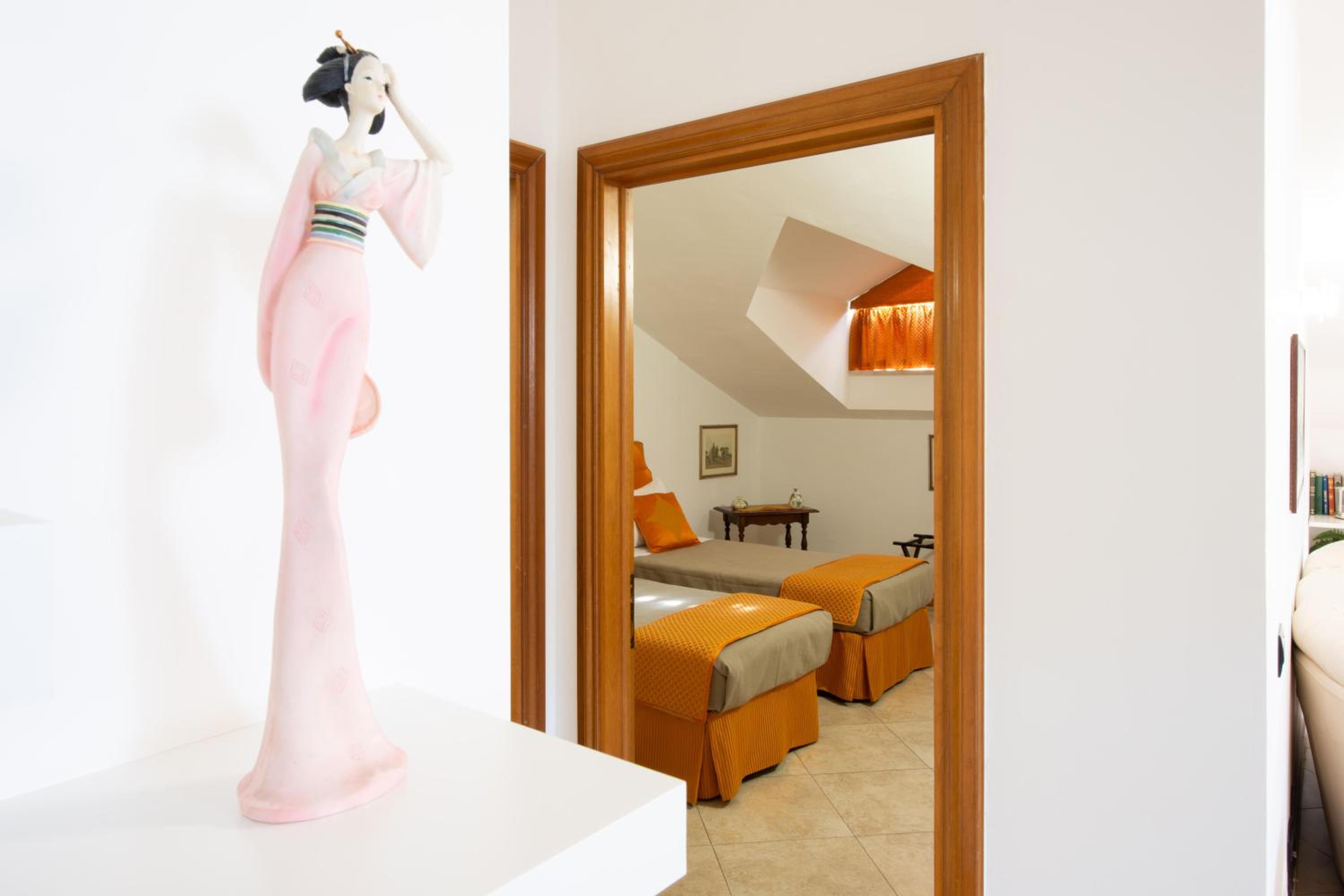 L'Insolita Reggia