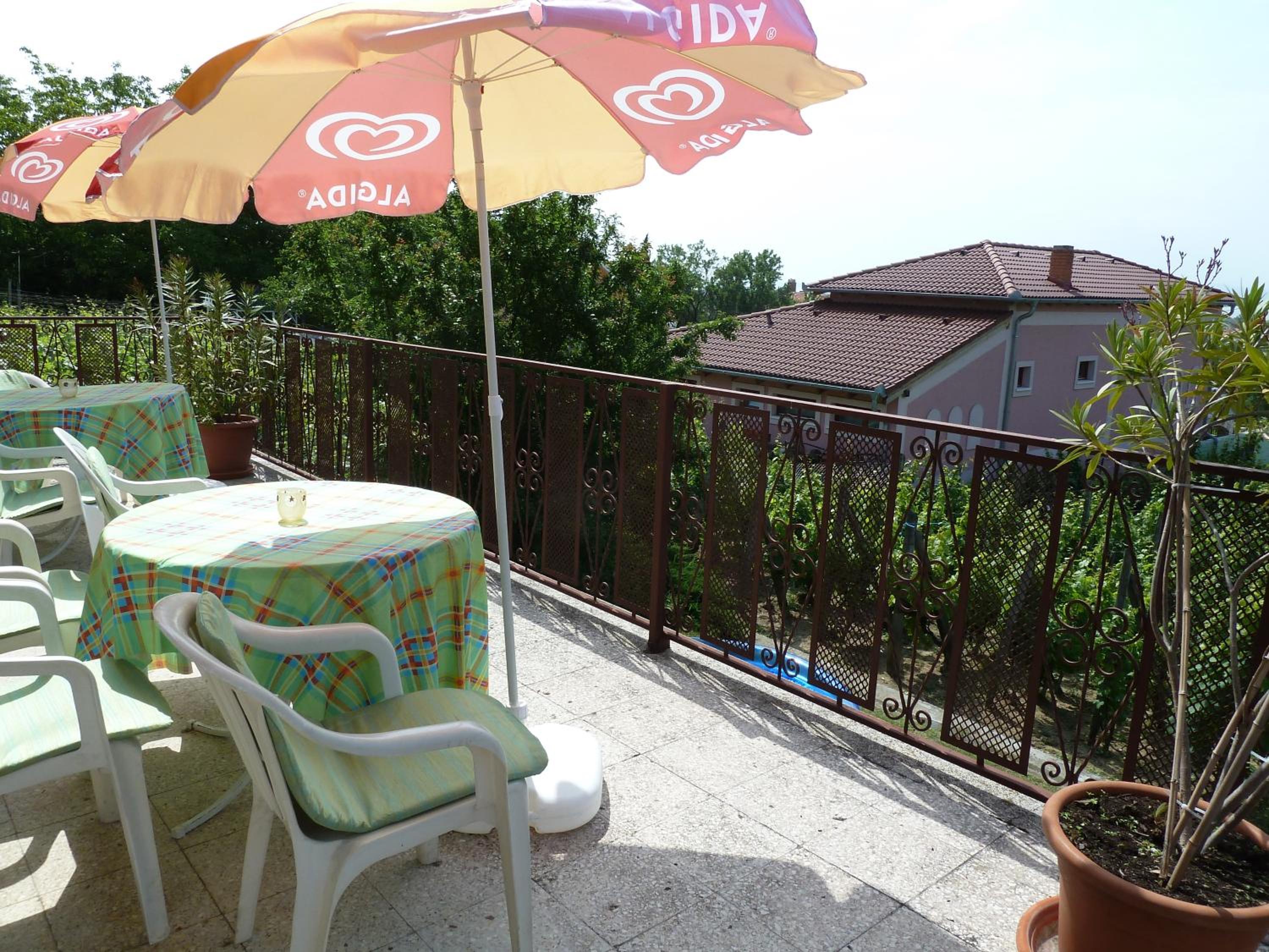 House Sophie view 3