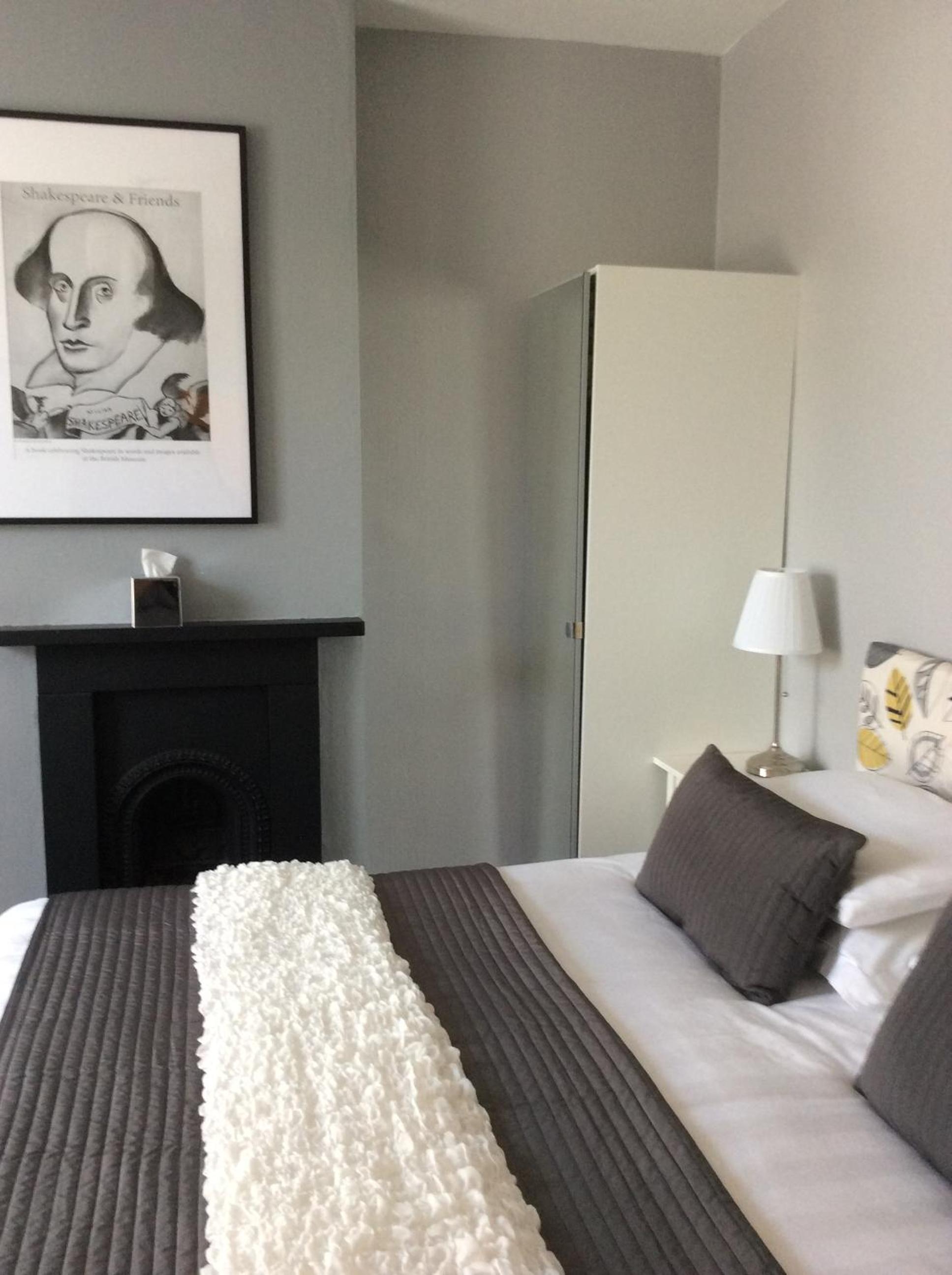 Hedley Villa Guest House