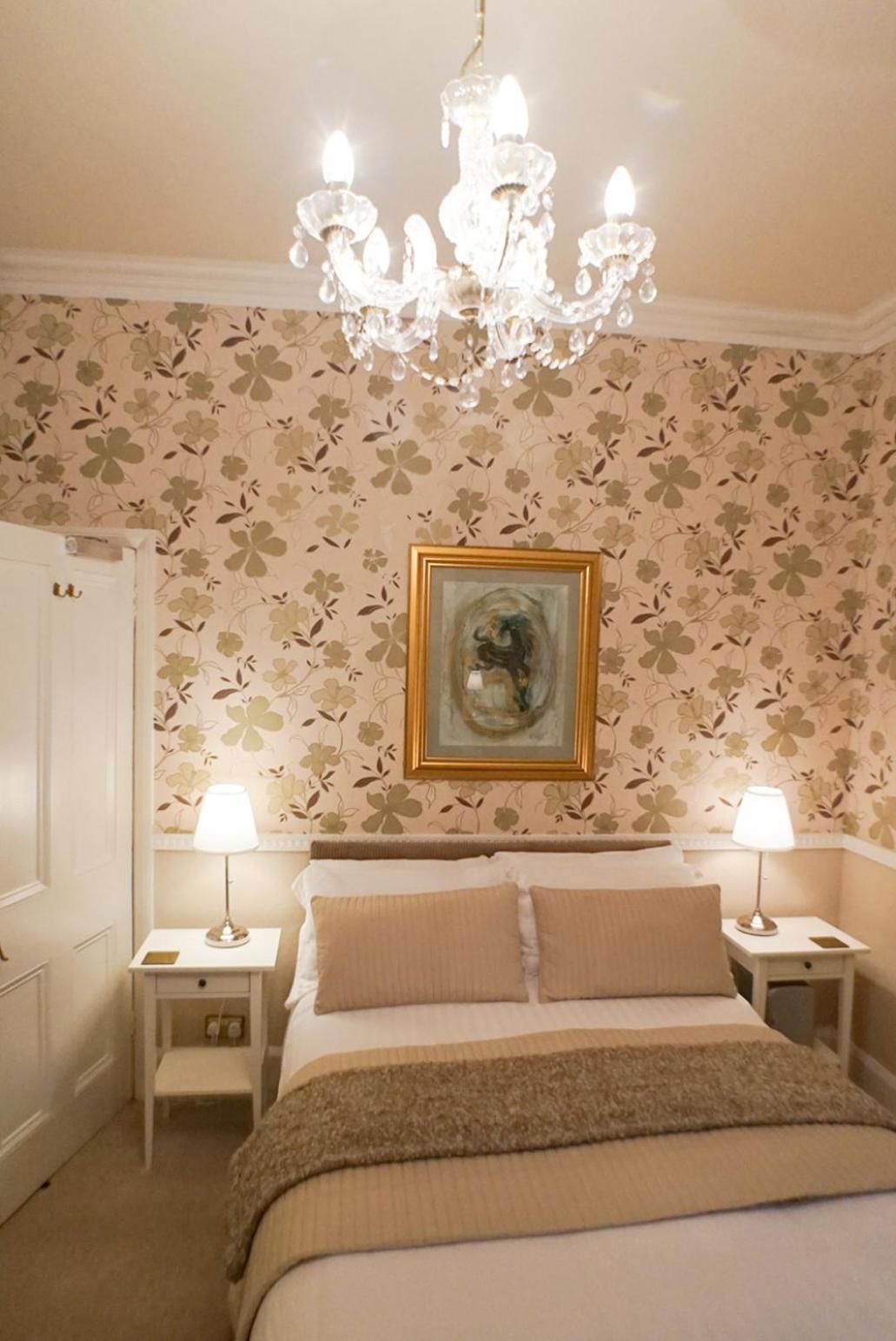 Hedley Villa Guest House