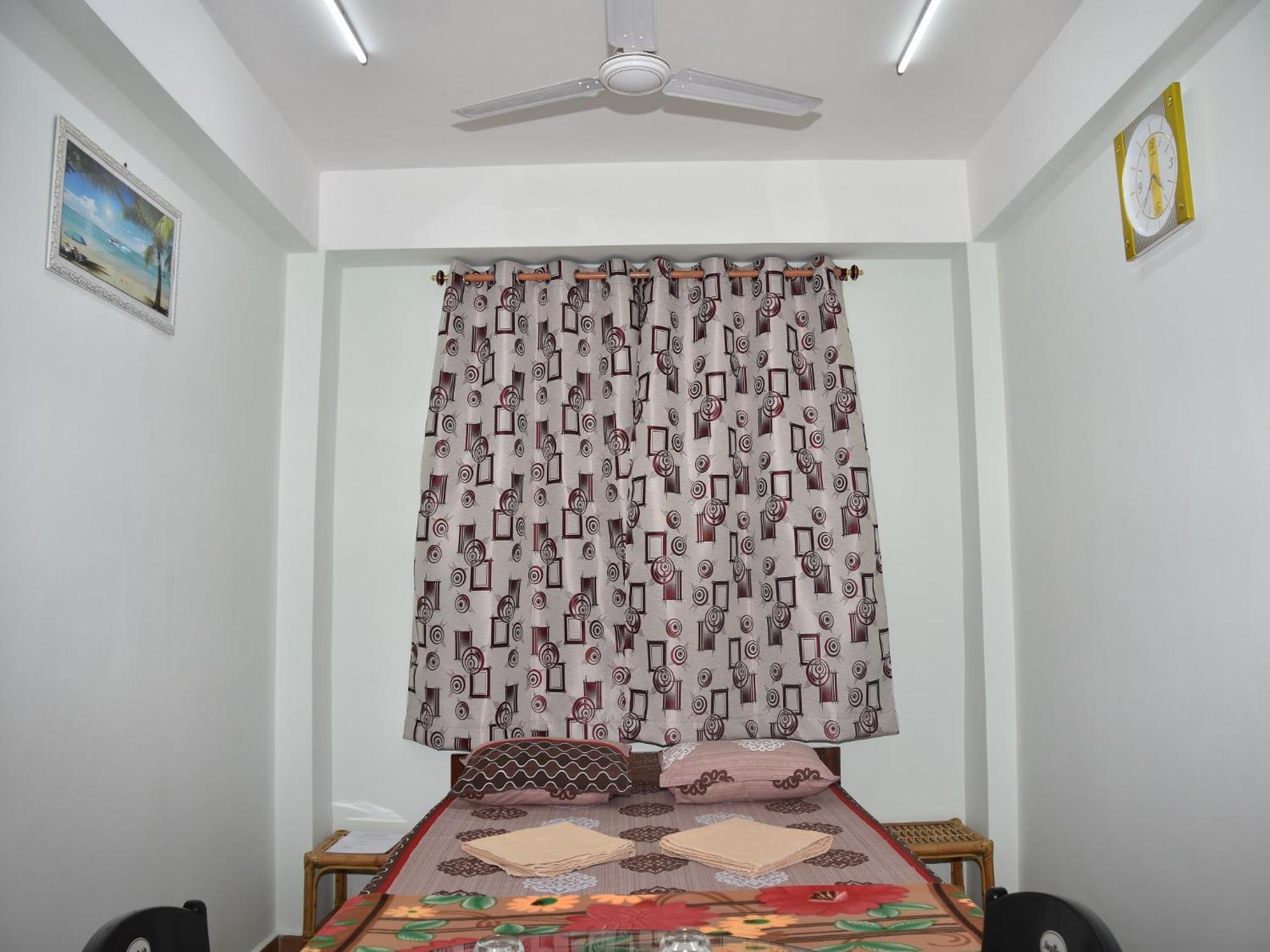 The Lotus Home - Near Marina Park & Aberdeen Bazar view 5
