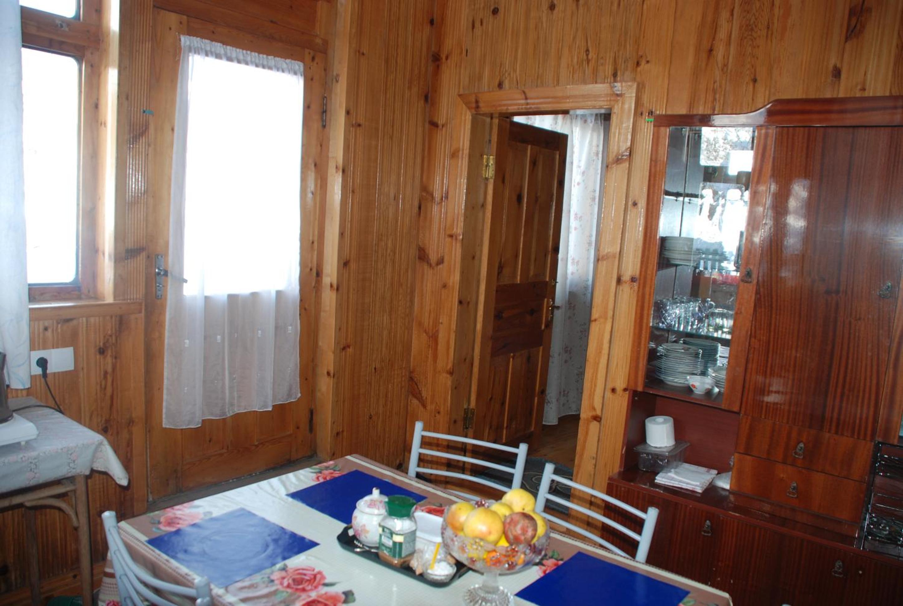 Keti Pilpani Guesthouse