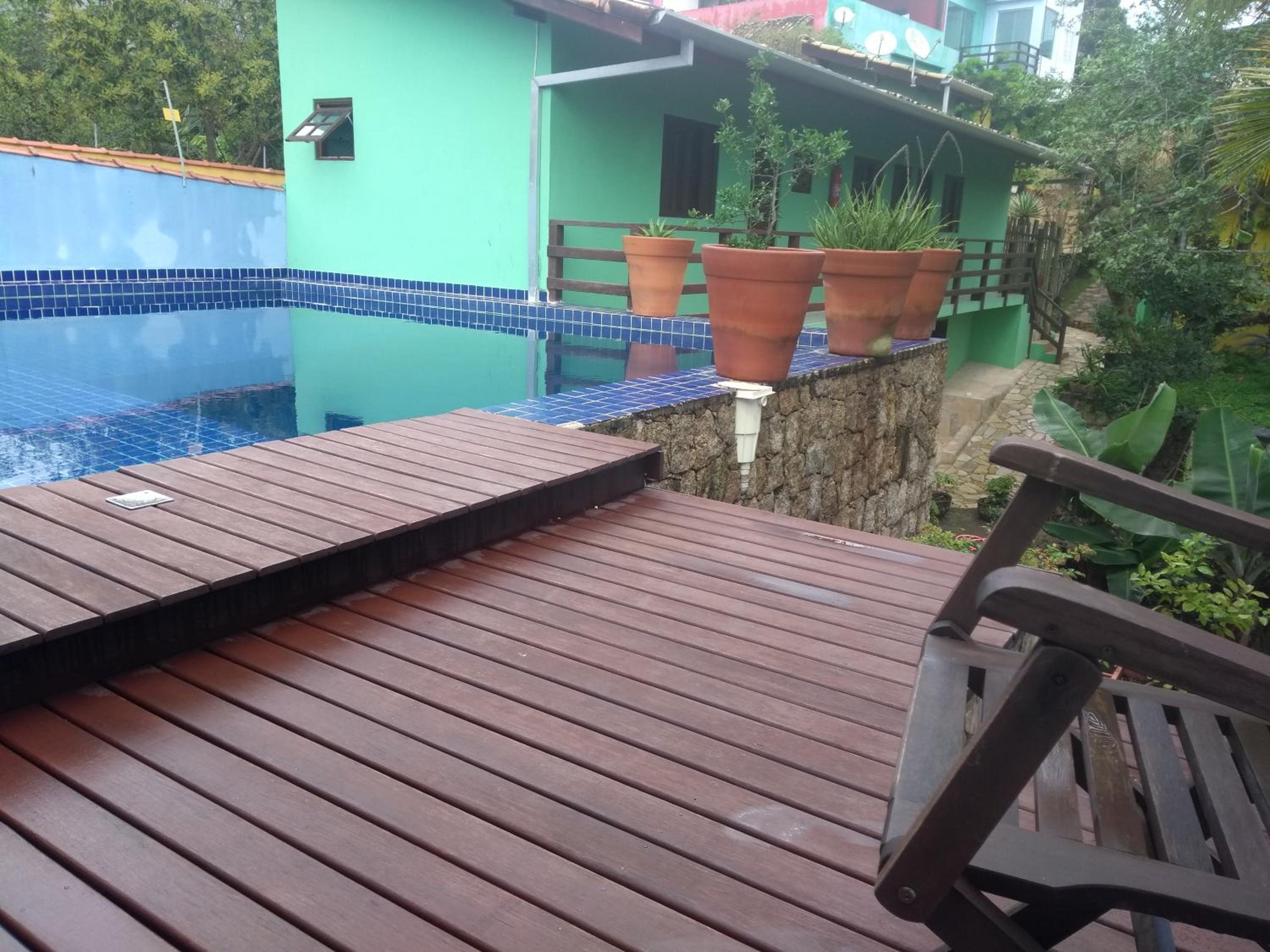 Hélio's Cháles
