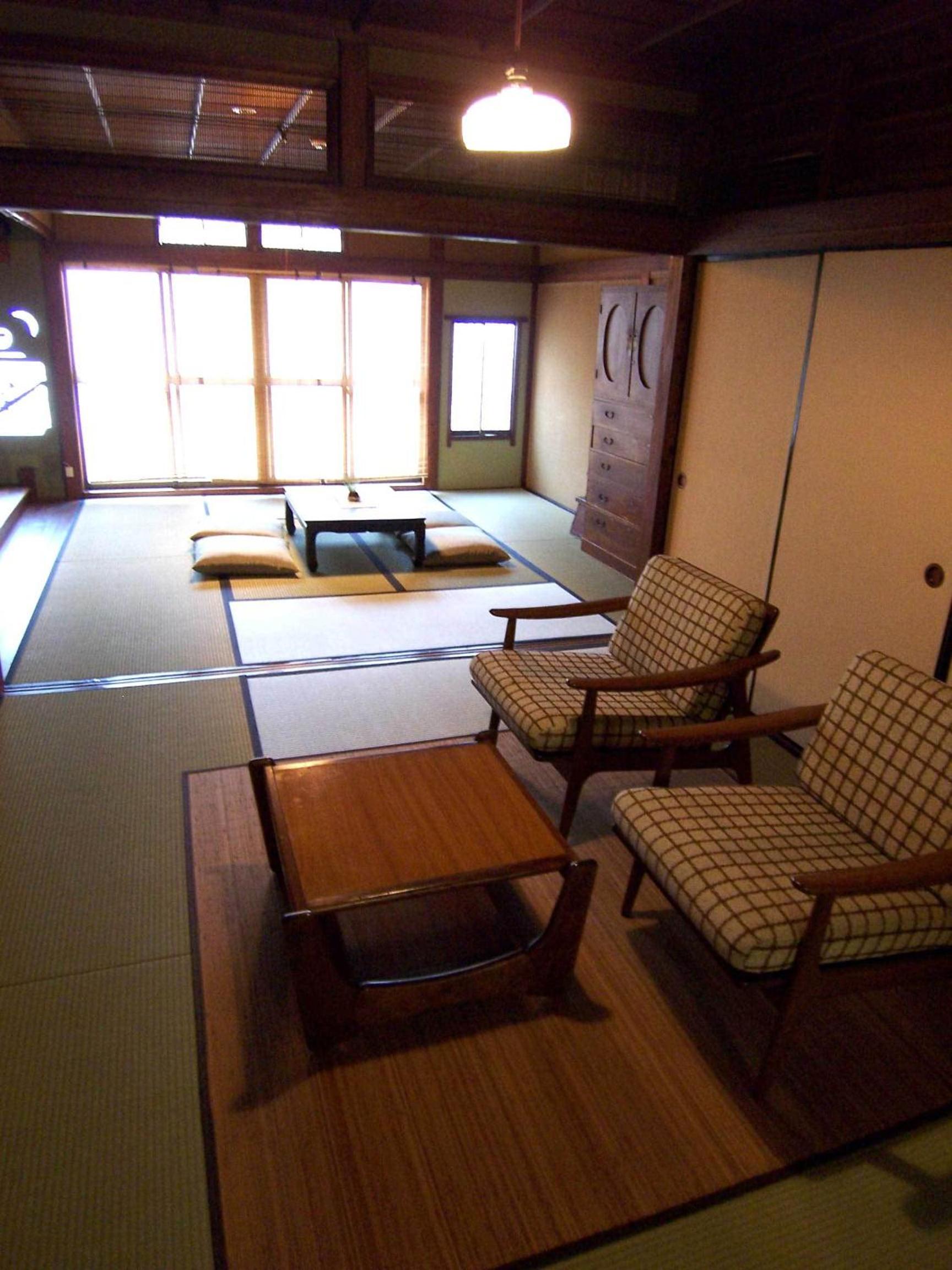 Photo 9