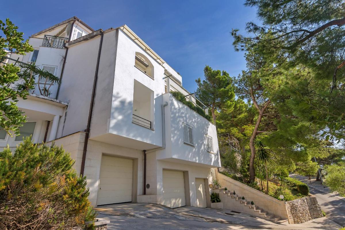 Hotel Apartments Igor