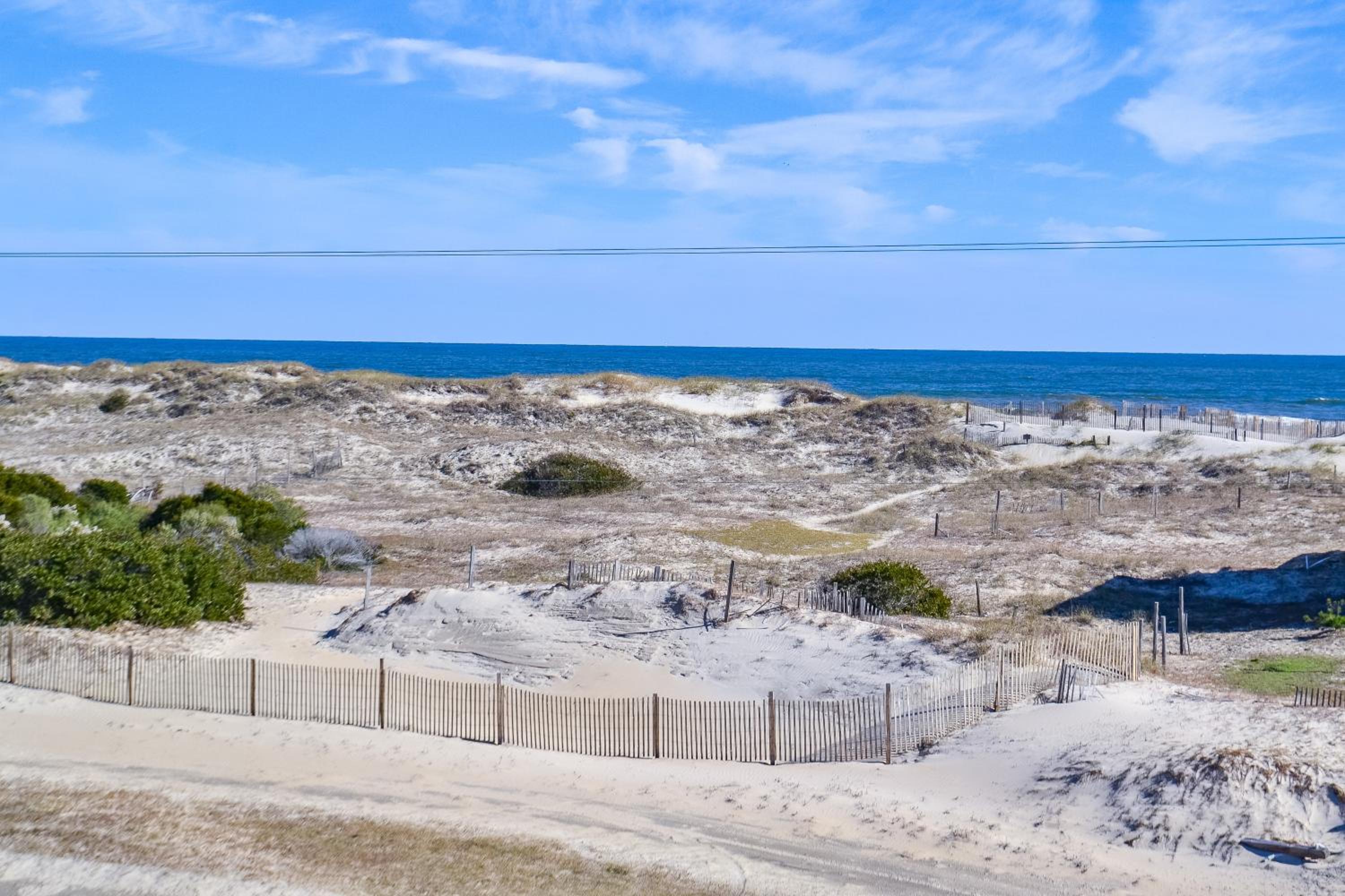Almost Paradise C9036 - 4x4 Area, Wild Horses, Pool, Great Ocean Views!