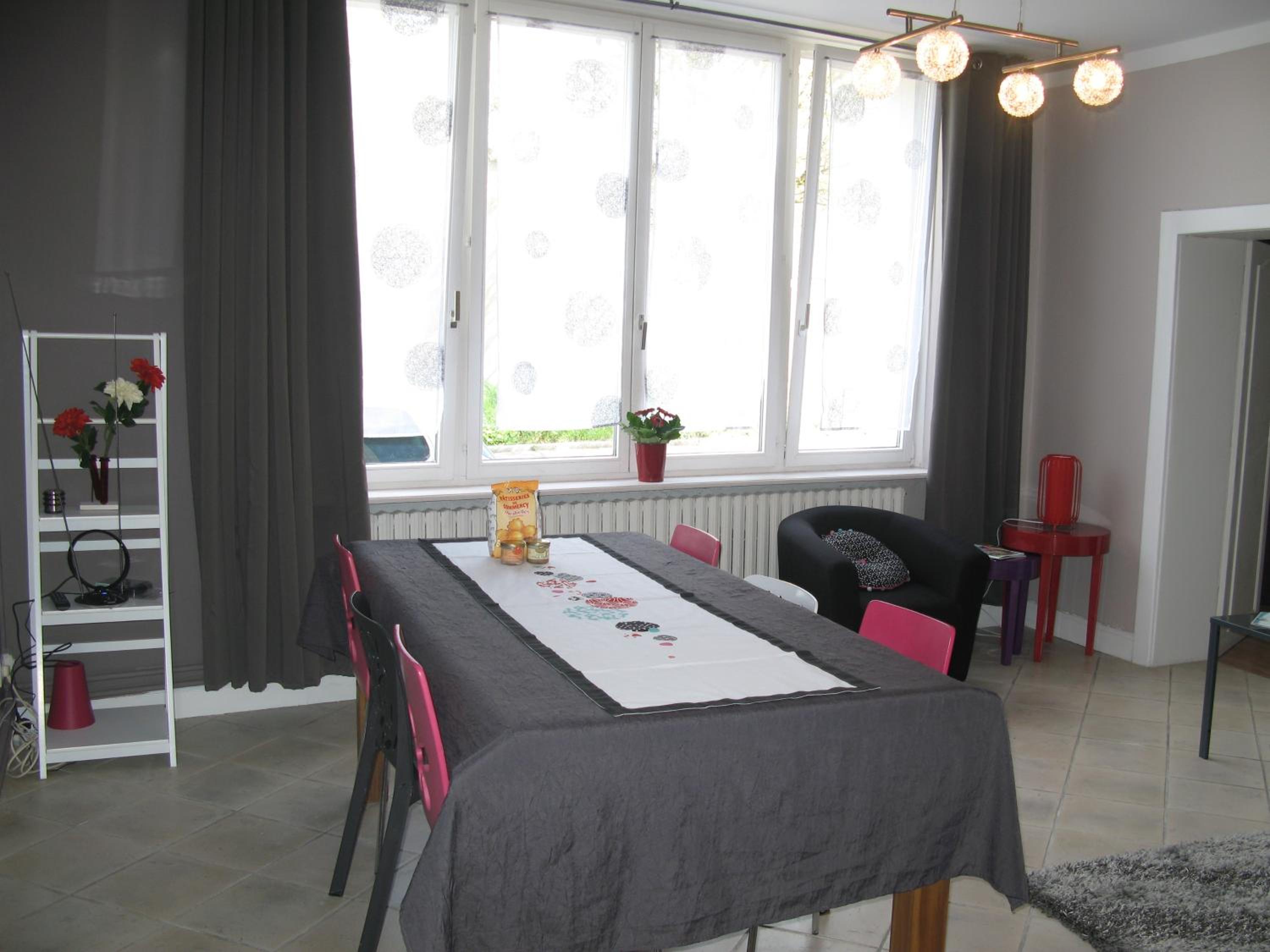 Photo 33
