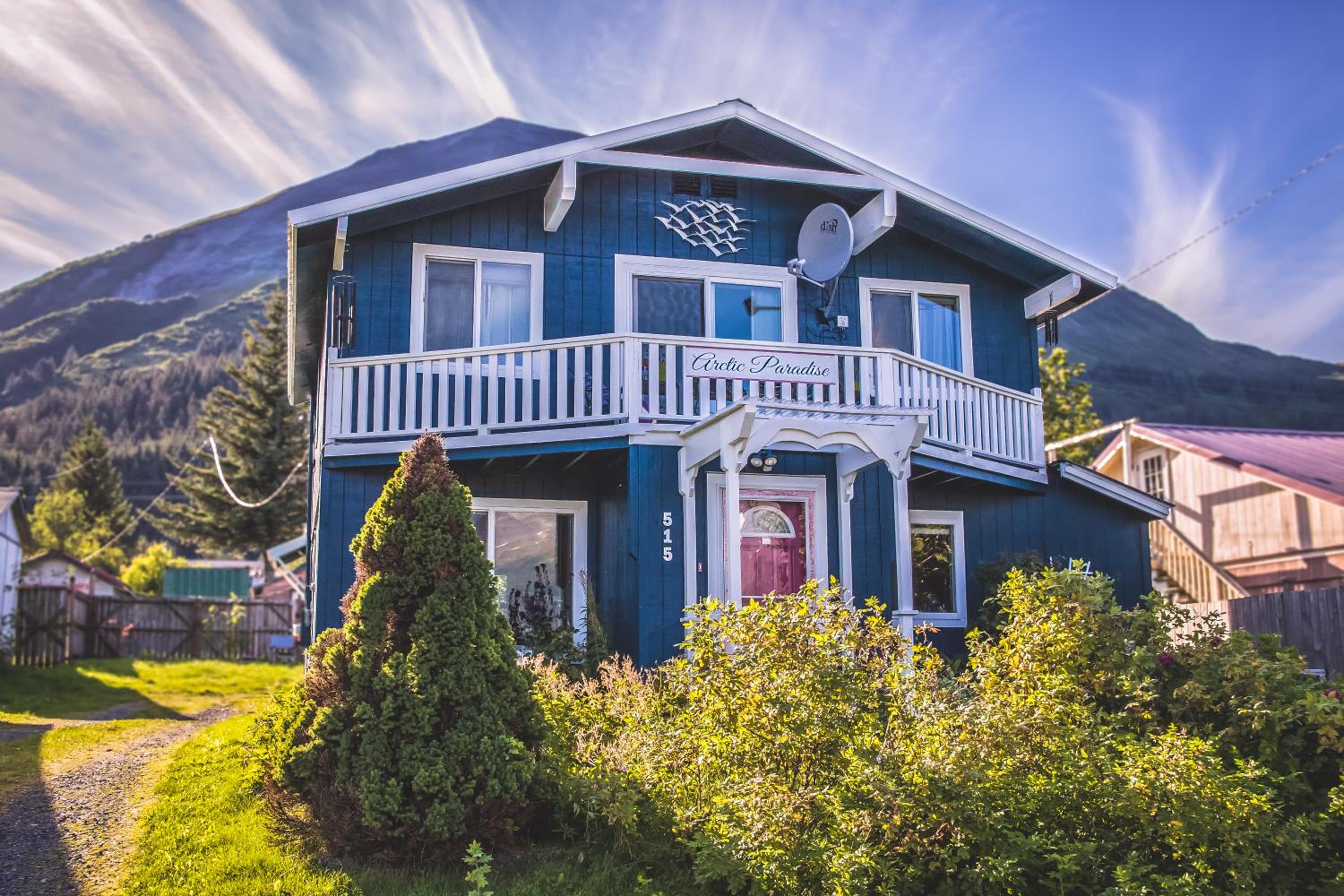 Arctic Paradise B&B view 2