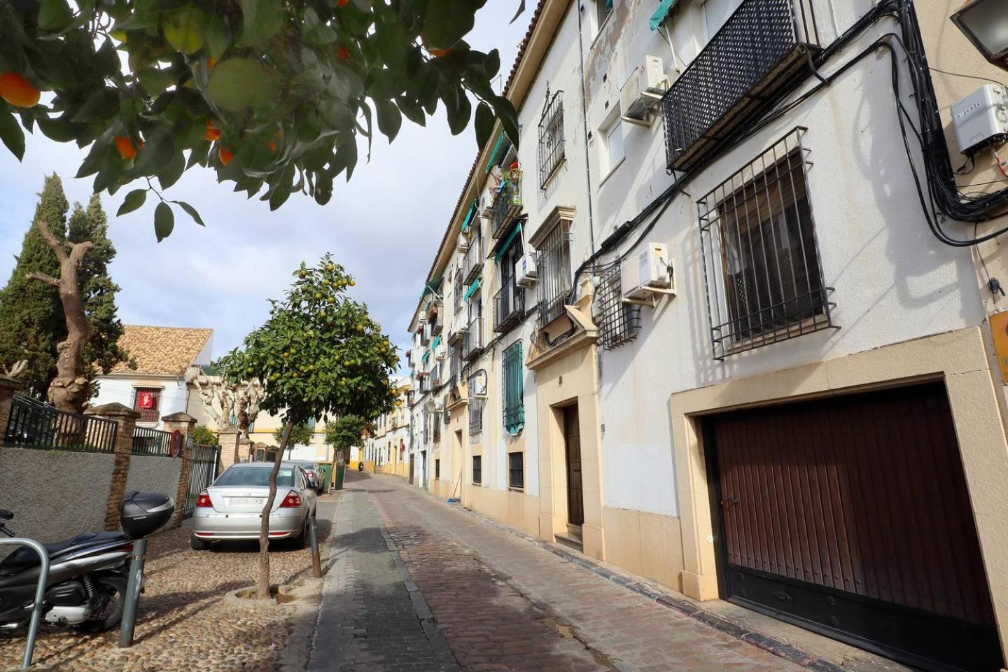 Regina Home -Parking Casco Historico view 4