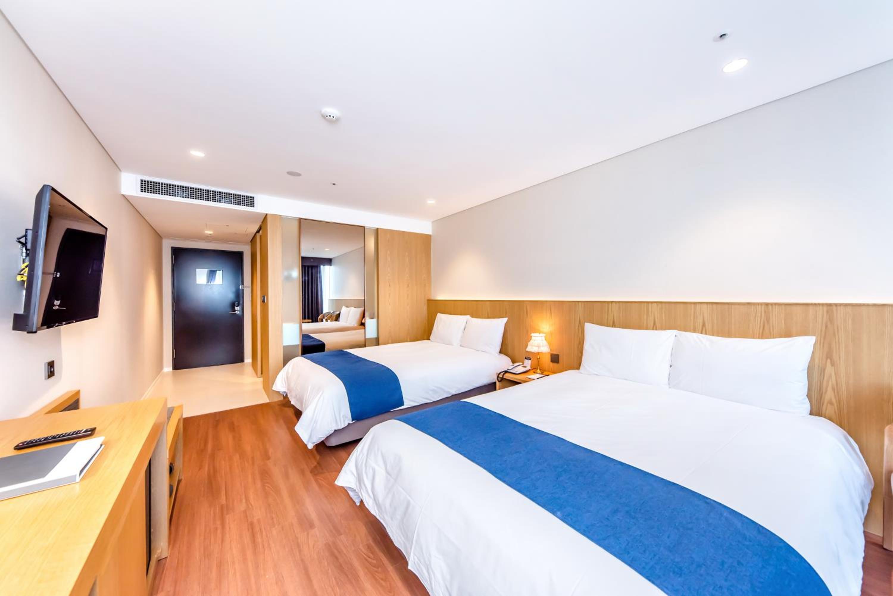Jeju Vacations - Hotel Sirius - Property Image 9