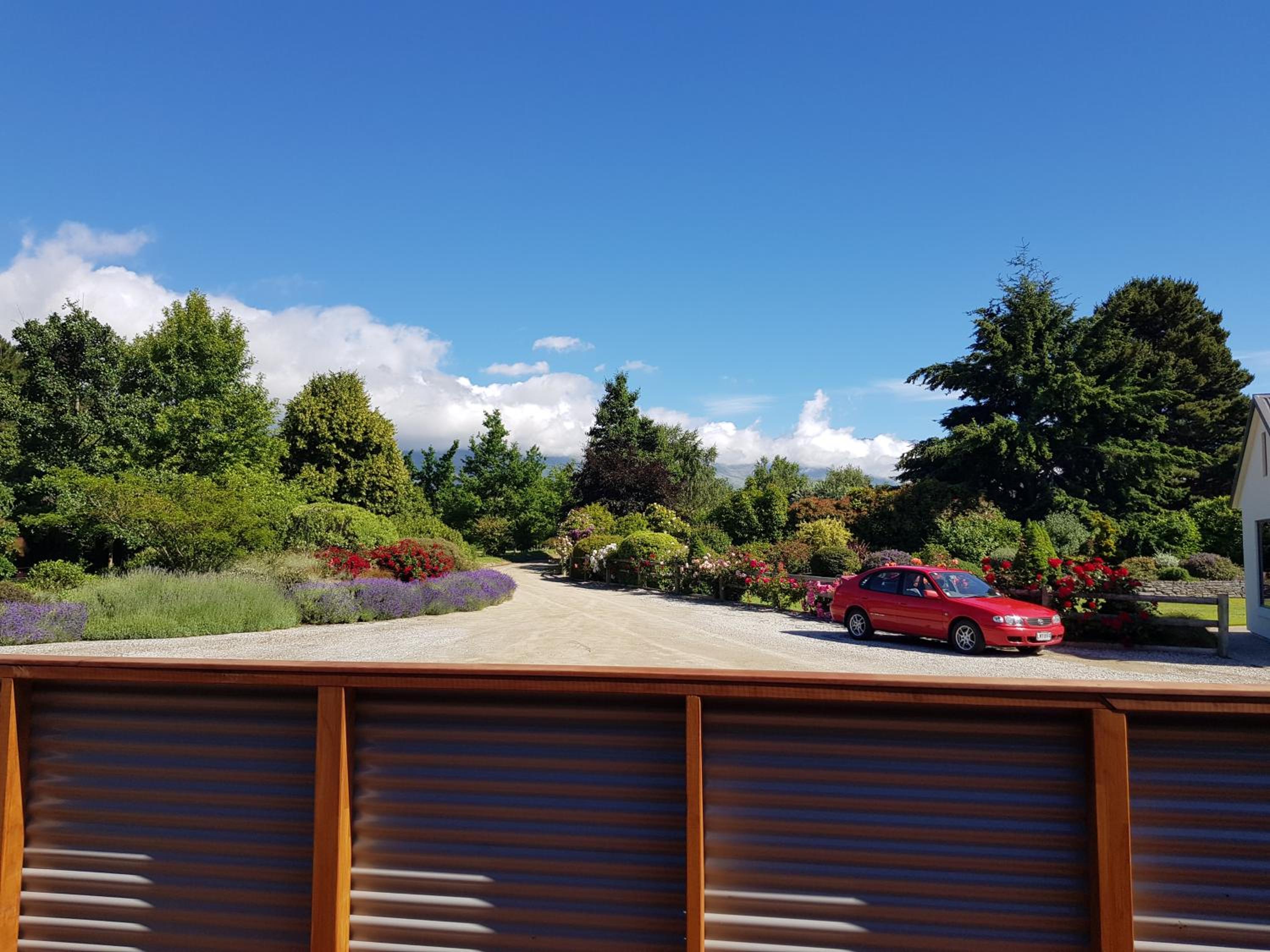 Hotel Bellhaven - Image 1