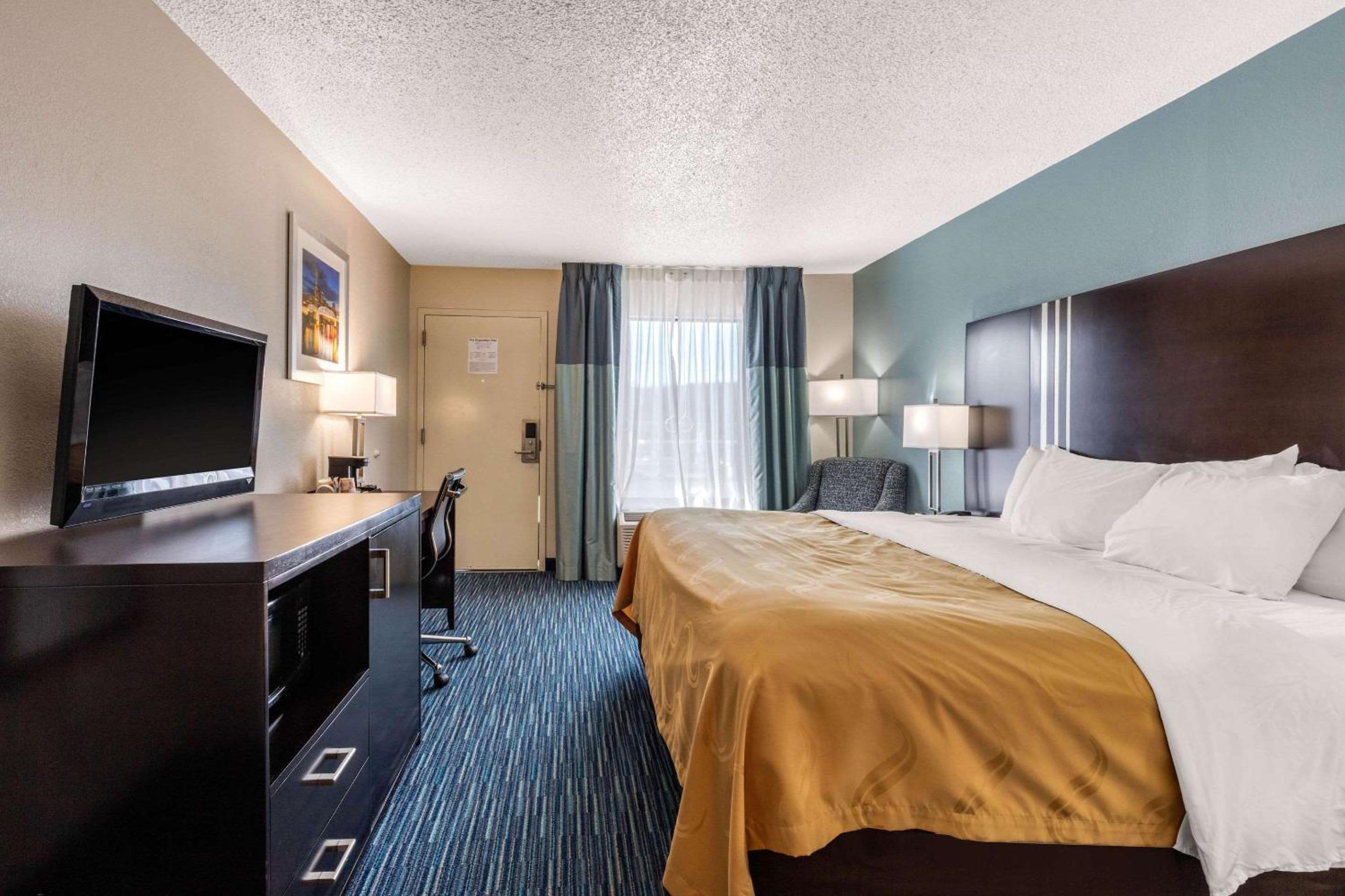 Quality Inn - Property Image 7