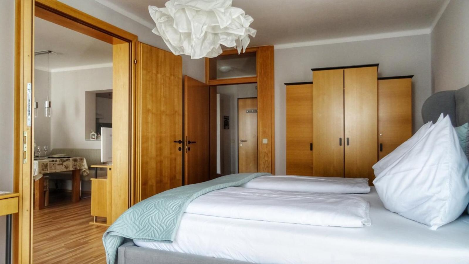 HappyStayApartments
