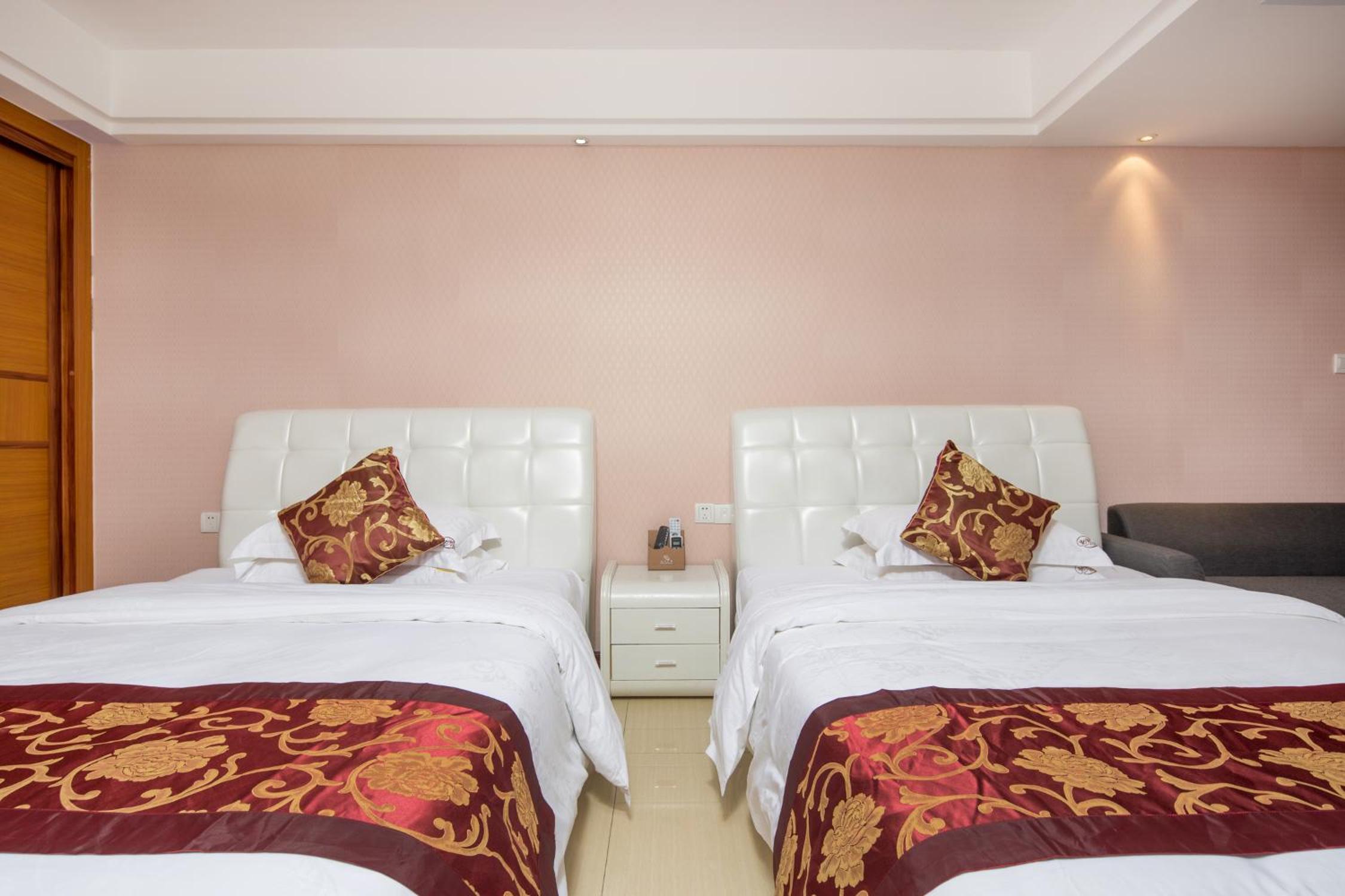 YOYO INTERNATIONAL Apartment