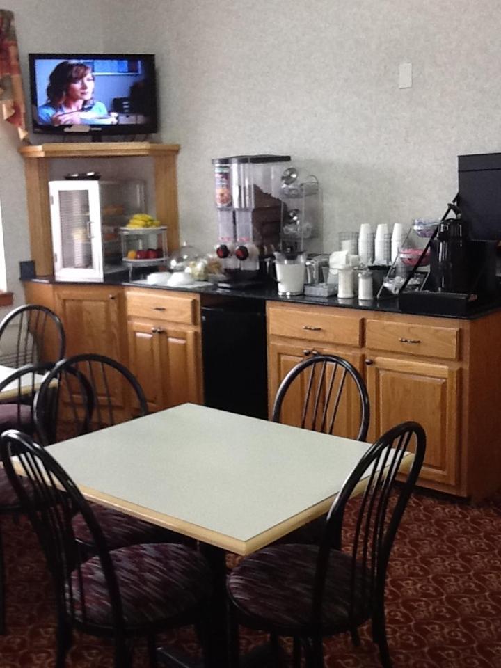 Americas Best Value Inn - Brookhaven - Property Image 7