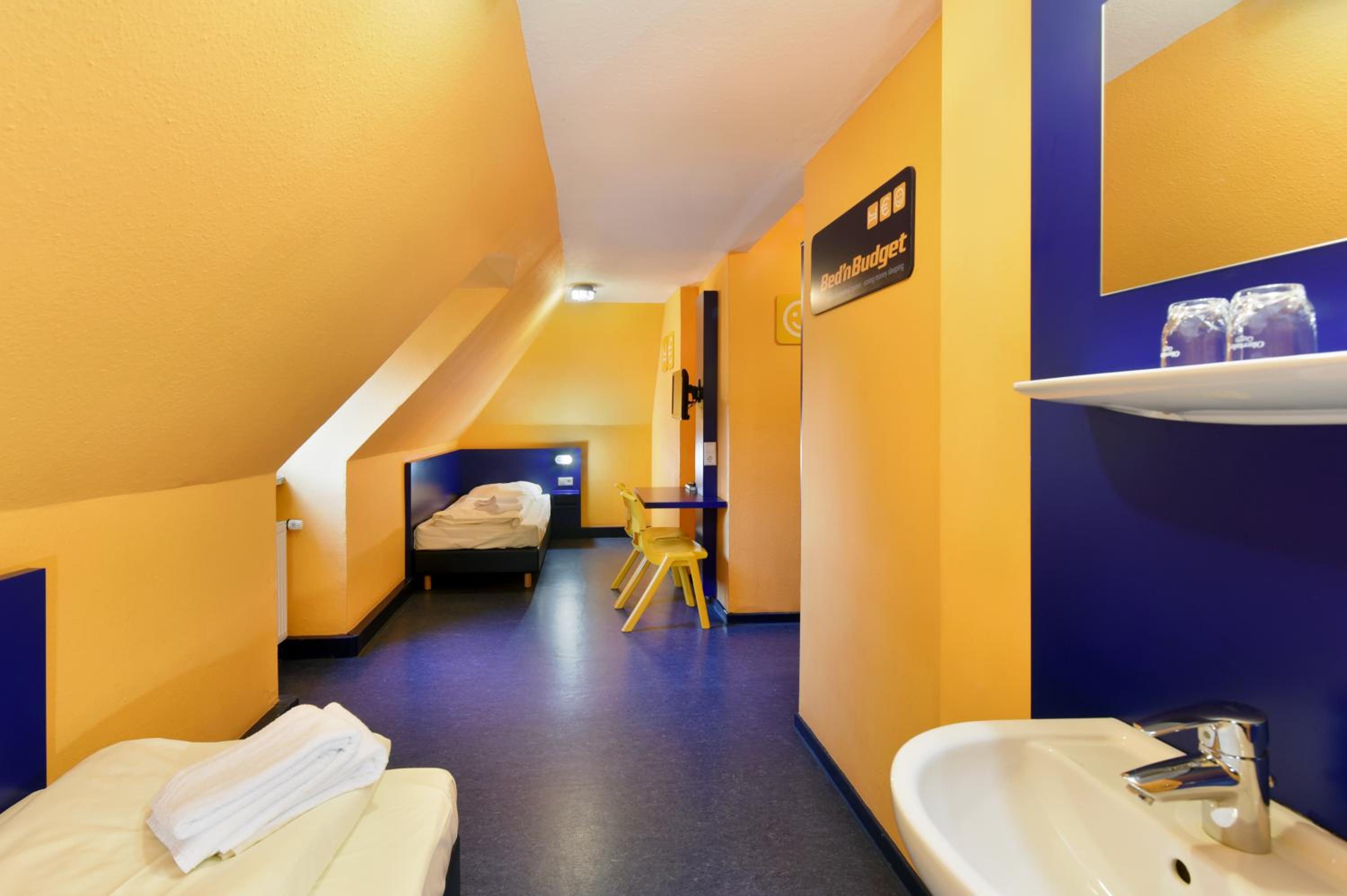 Hannover Vacations - Bed'nBudget Expo-Hostel Rooms - Property Image 30