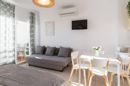 Estudio Apartamento Nuevo Benalbeach view 2