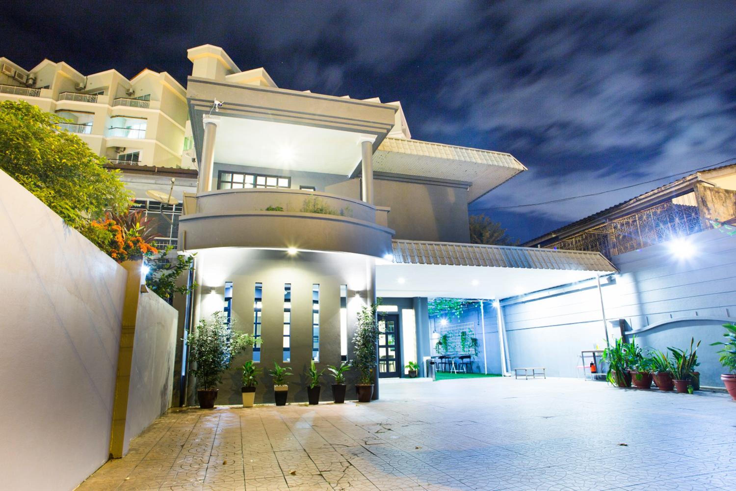 G Beach Front Villa photo 1