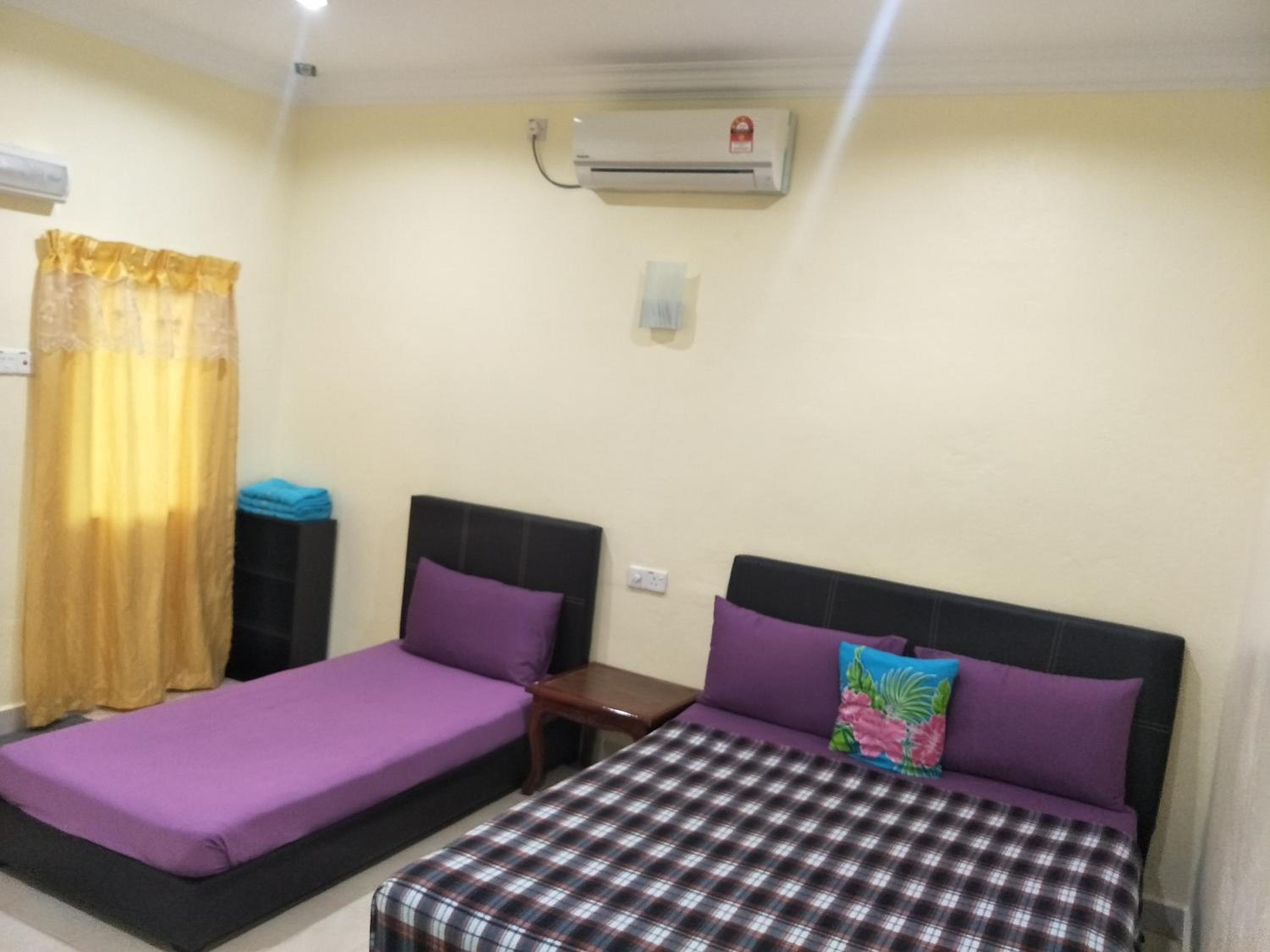 Motel Aurora Damai