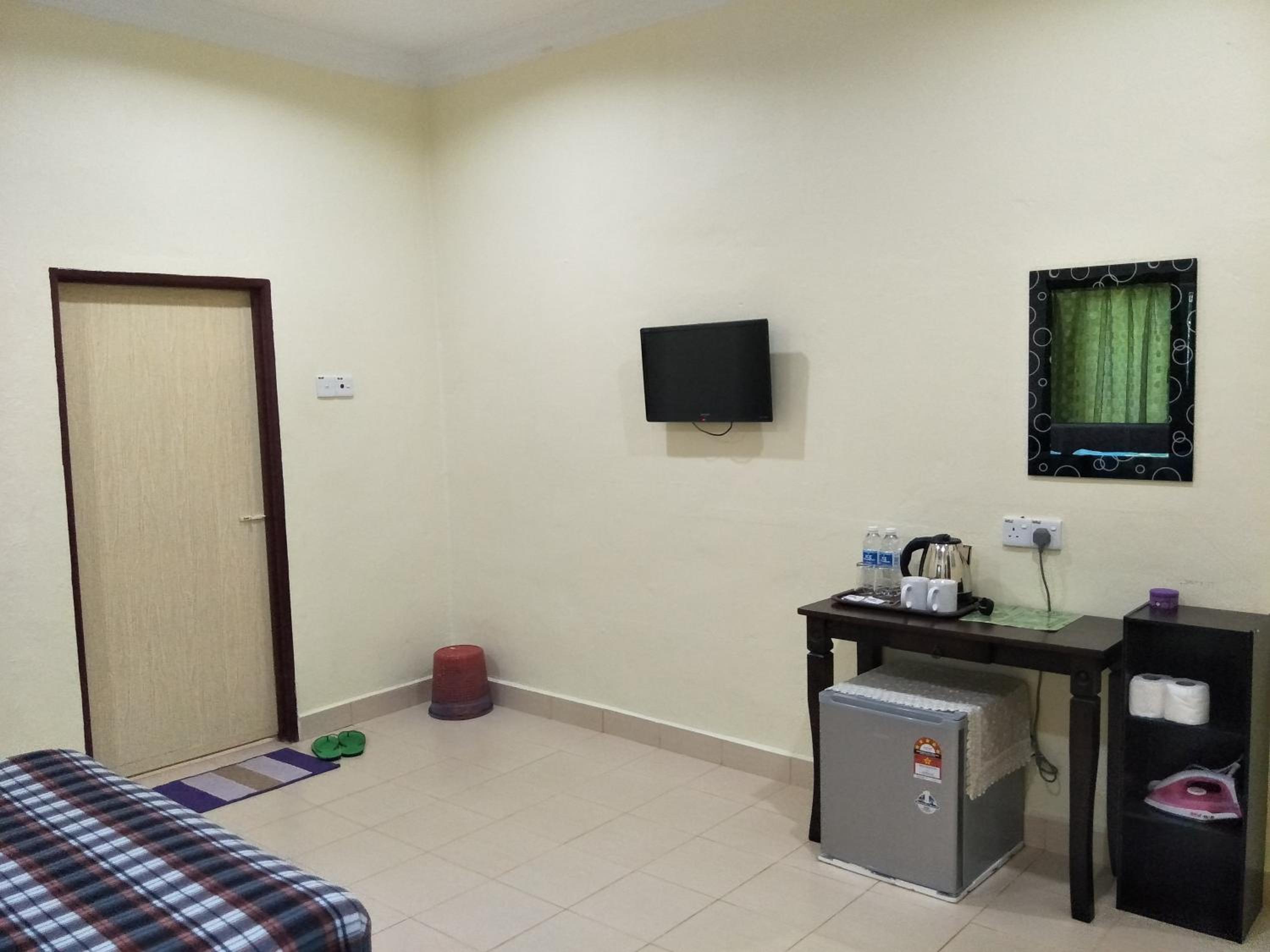Motel Aurora Damai