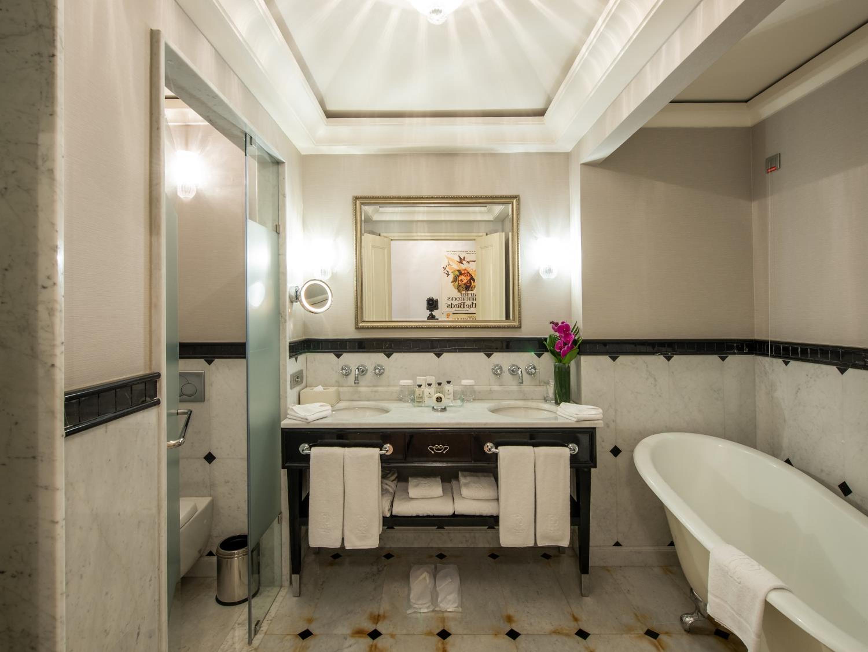 Pera Palace Hotel - Image 49