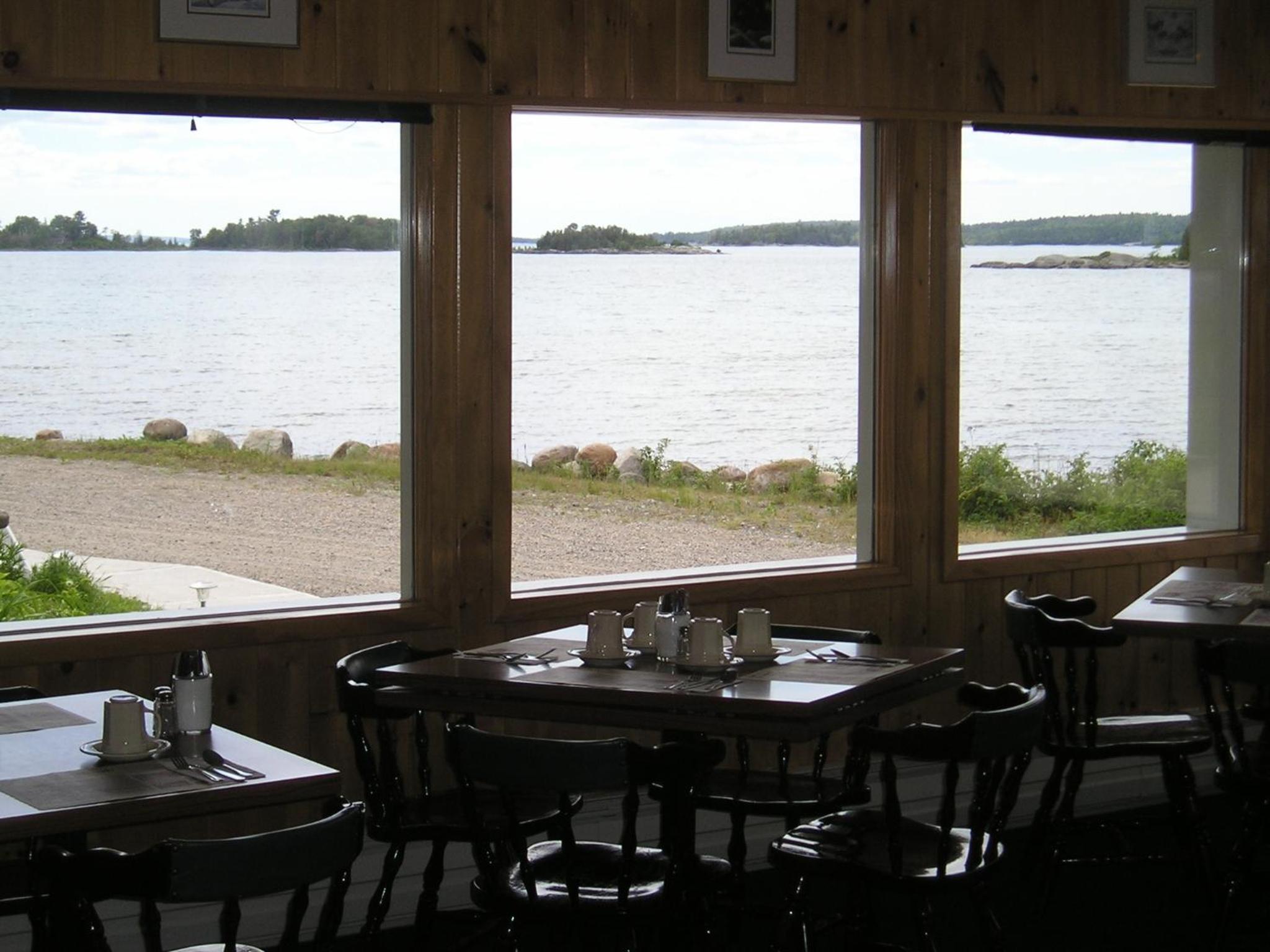 Carolyn Beach Inn