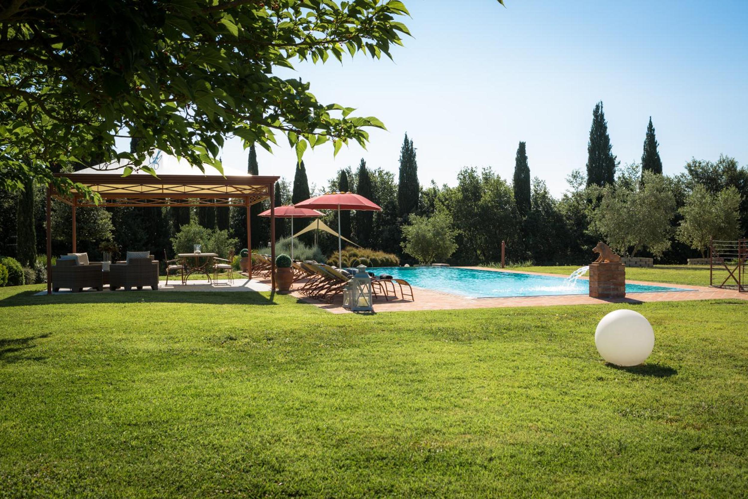 Photo 42